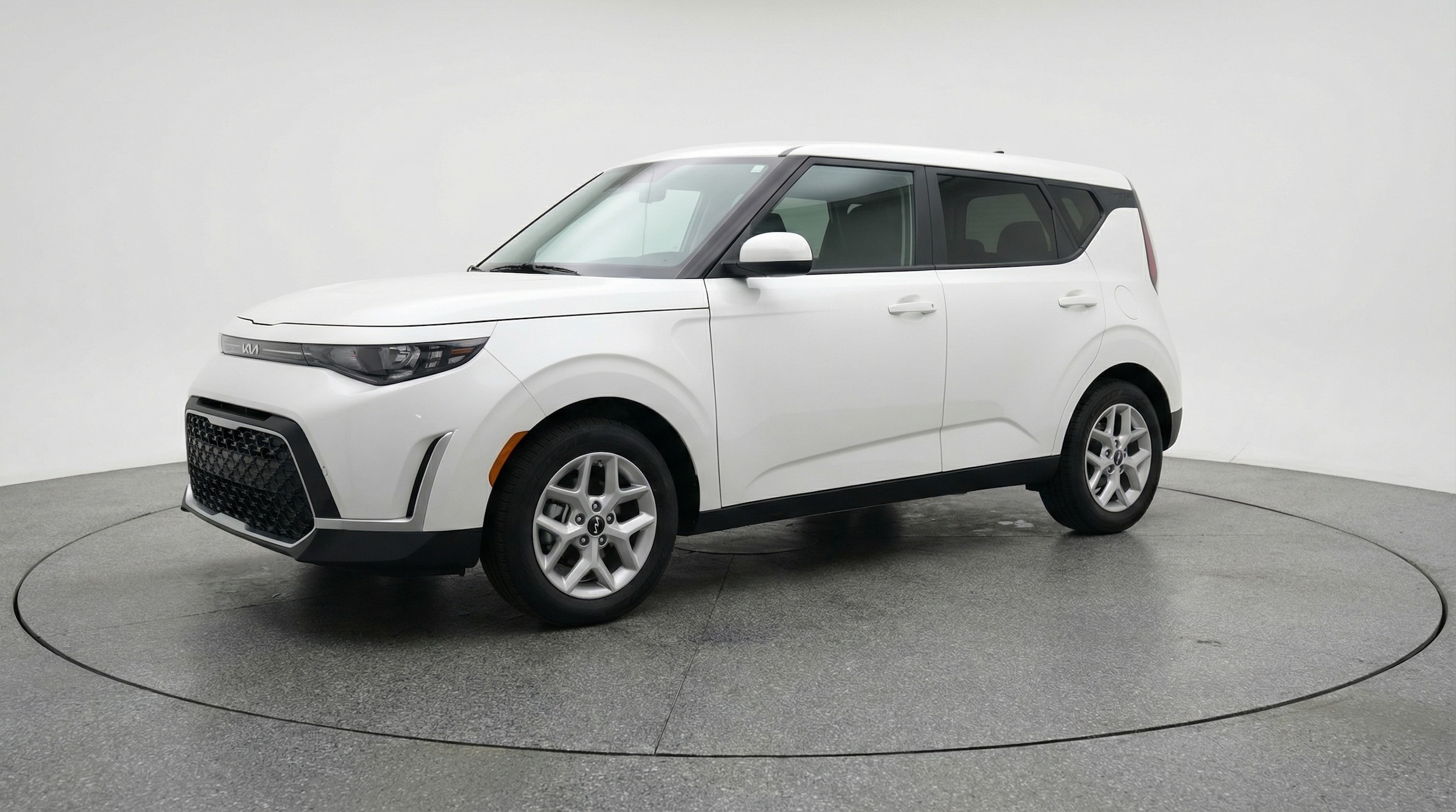 Thumbnail: 2025 Kia Soul - 3