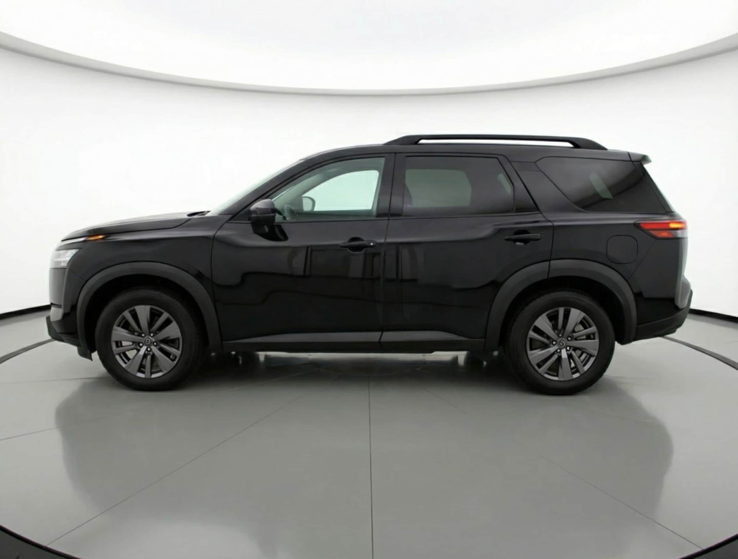 Thumbnail: 2025 Nissan Pathfinder - 4