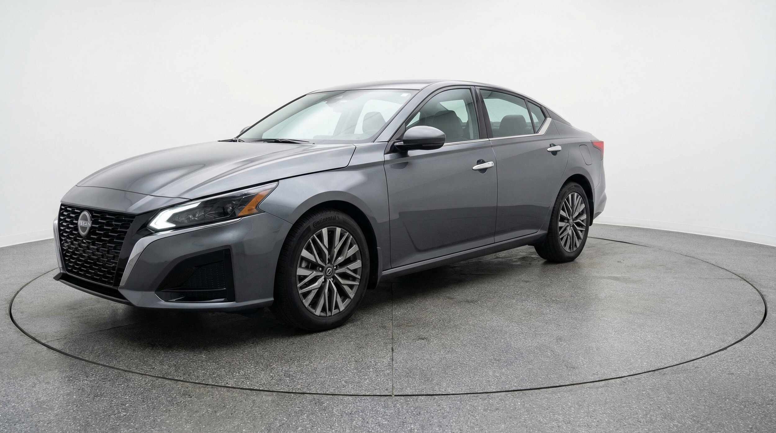 Thumbnail: 2025 Nissan Altima - 3