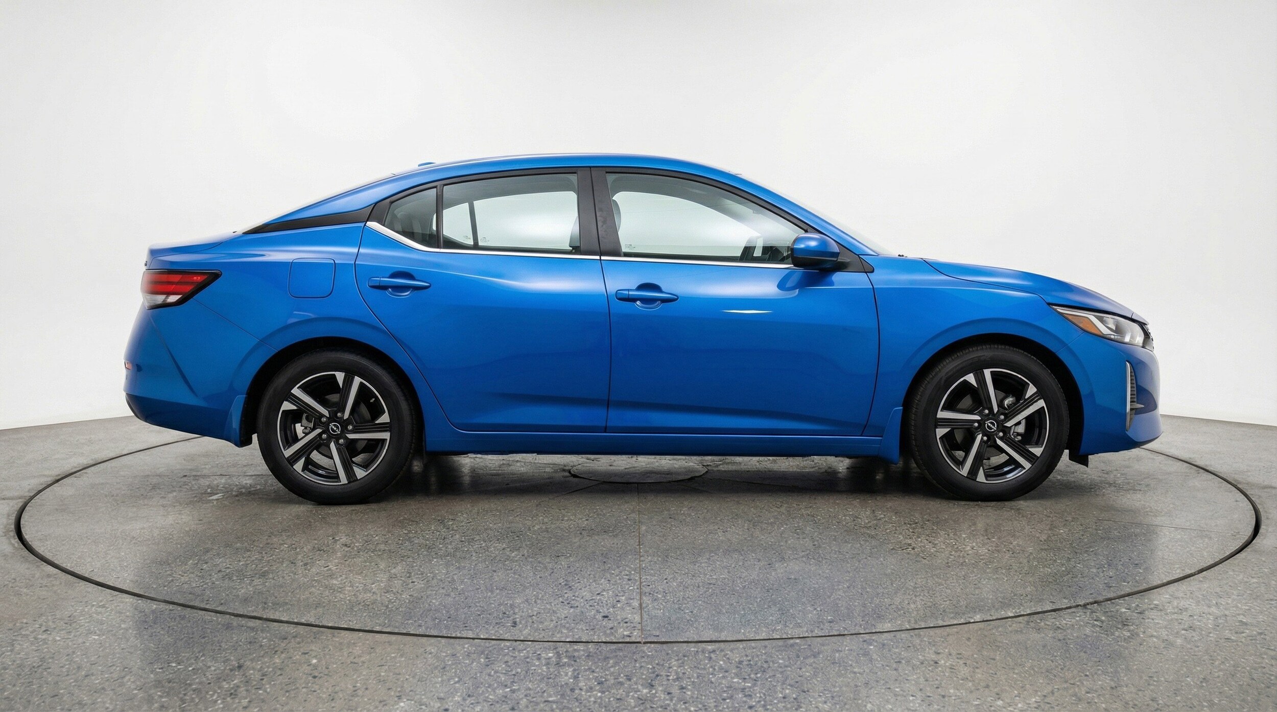 Thumbnail: 2025 Nissan Sentra - 11