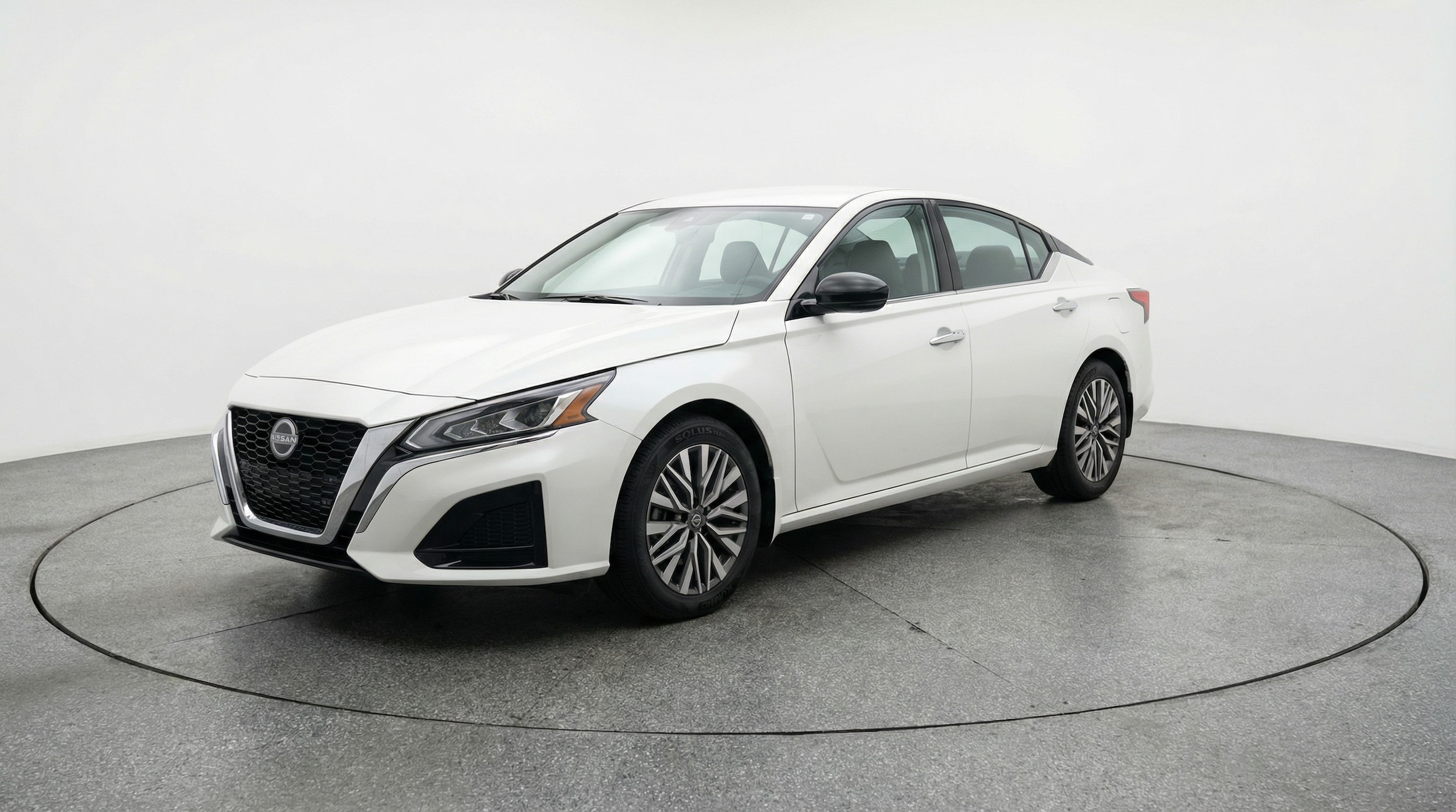 Thumbnail: 2025 Nissan Altima - 3