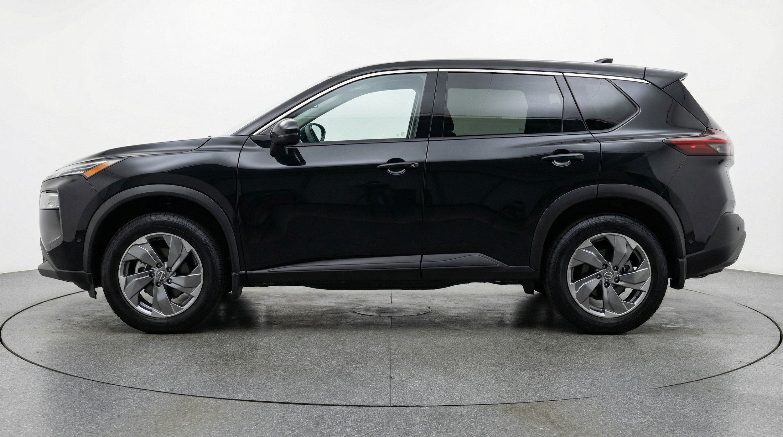 Thumbnail: 2025 Nissan Rogue - 4