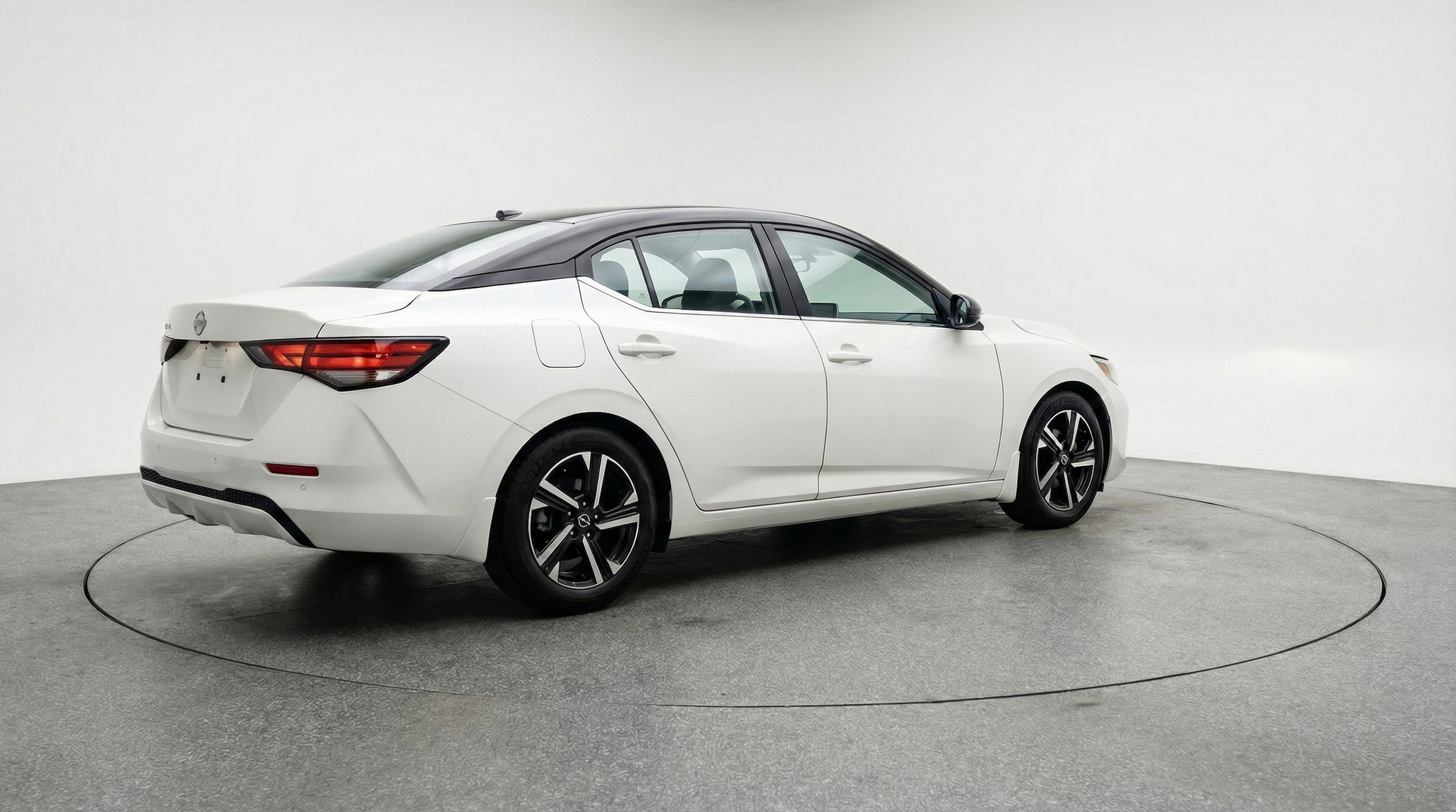 Thumbnail: 2025 Nissan Sentra - 9