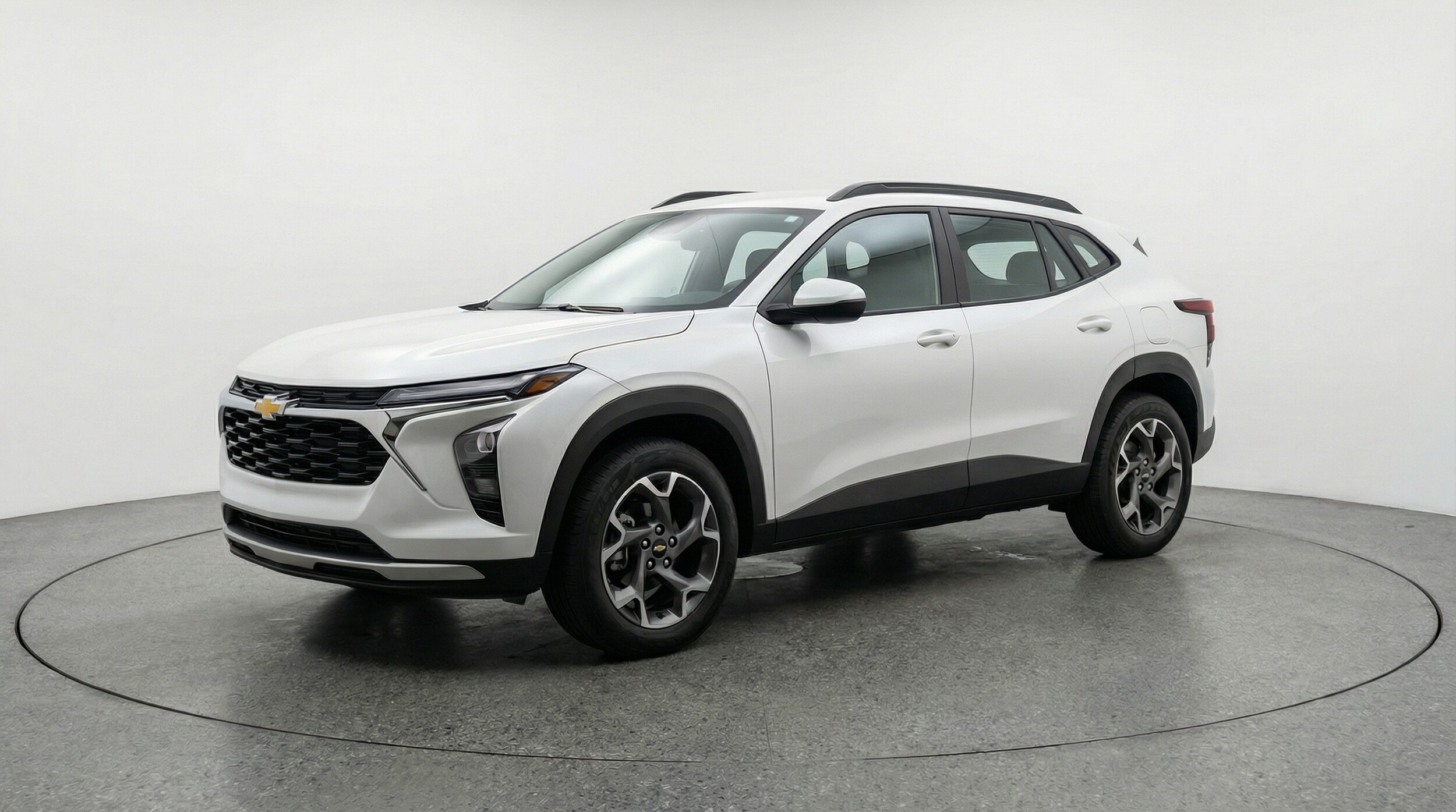 Thumbnail: 2025 Chevrolet Trax - 3