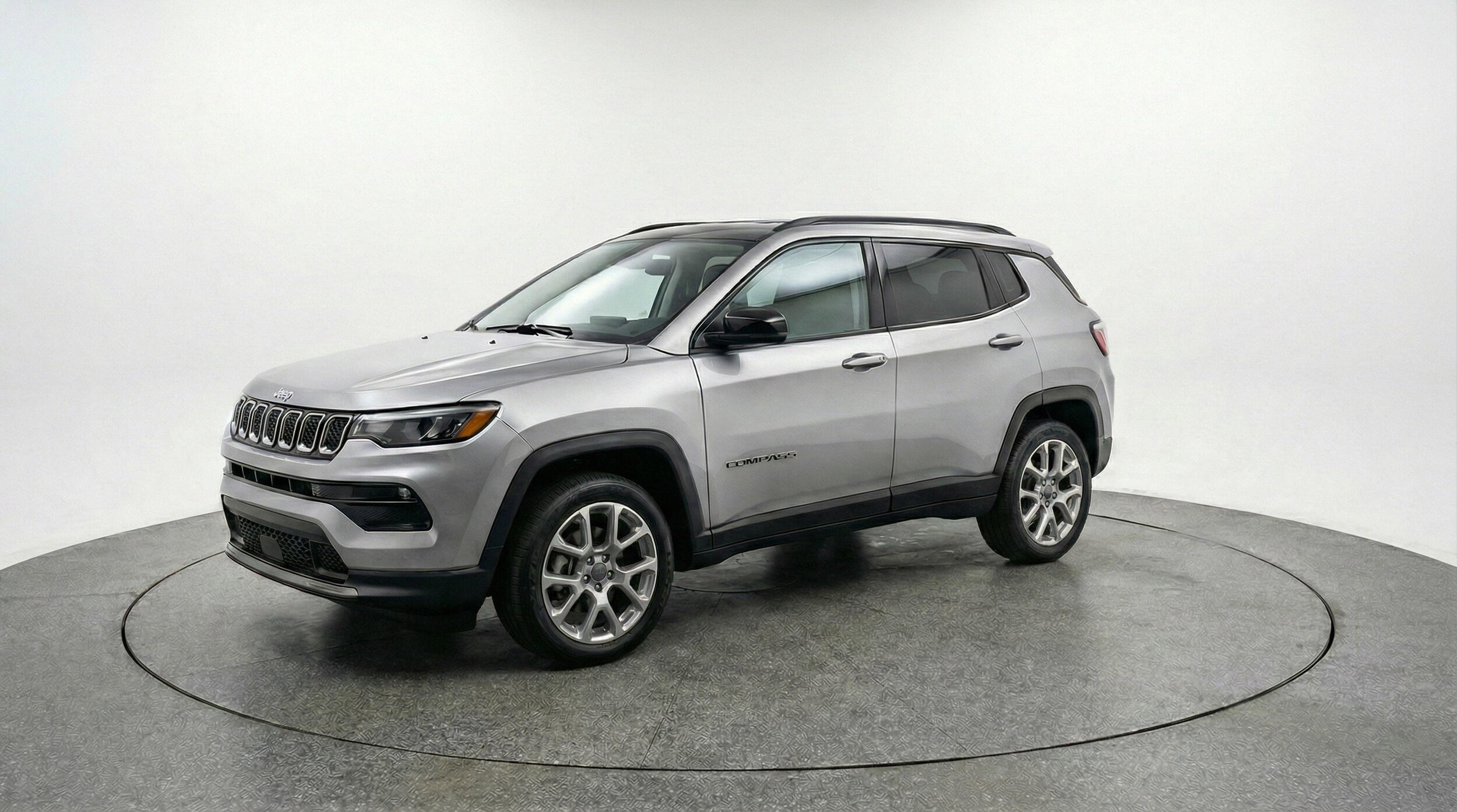 Thumbnail: 2025 Jeep Compass - 3