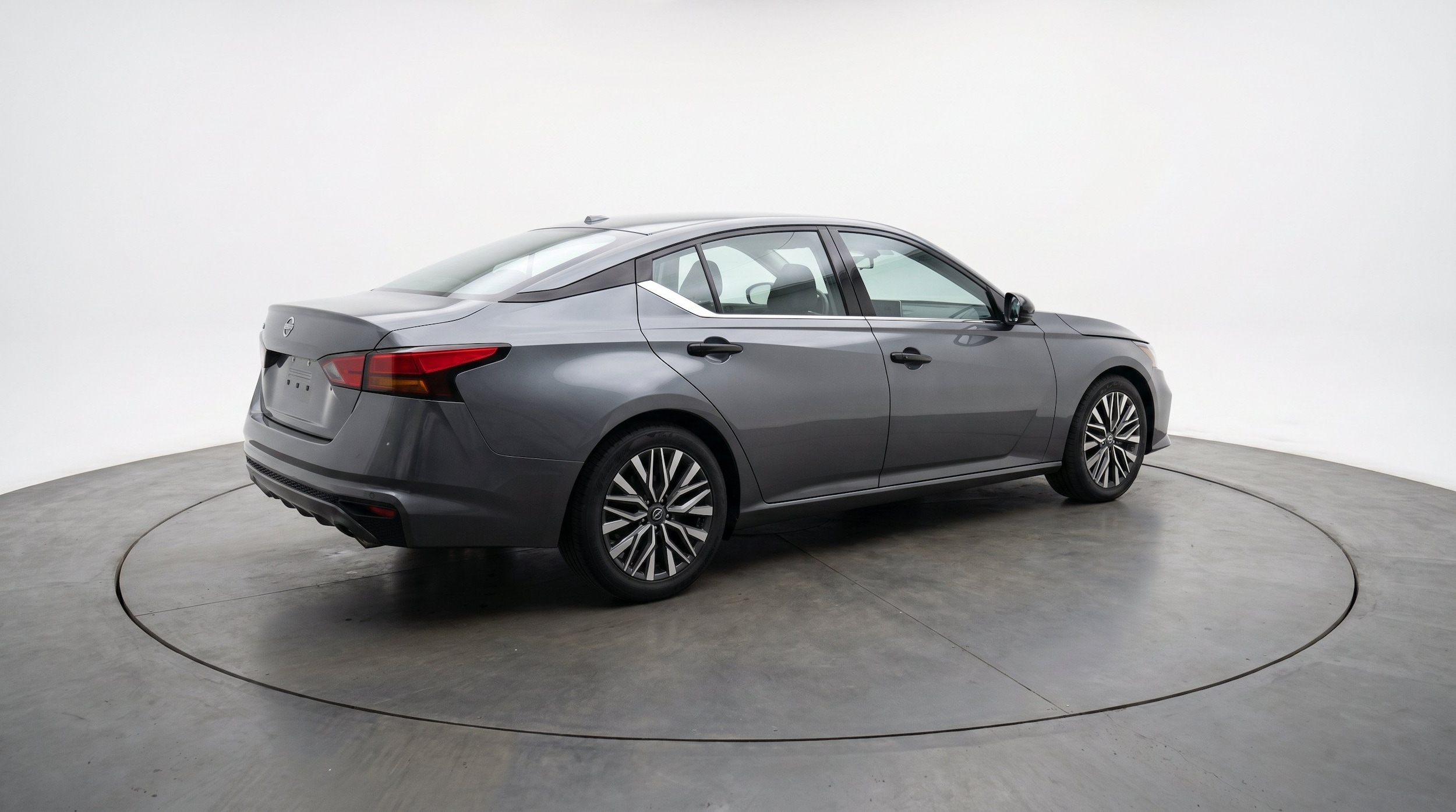 Thumbnail: 2025 Nissan Altima - 9