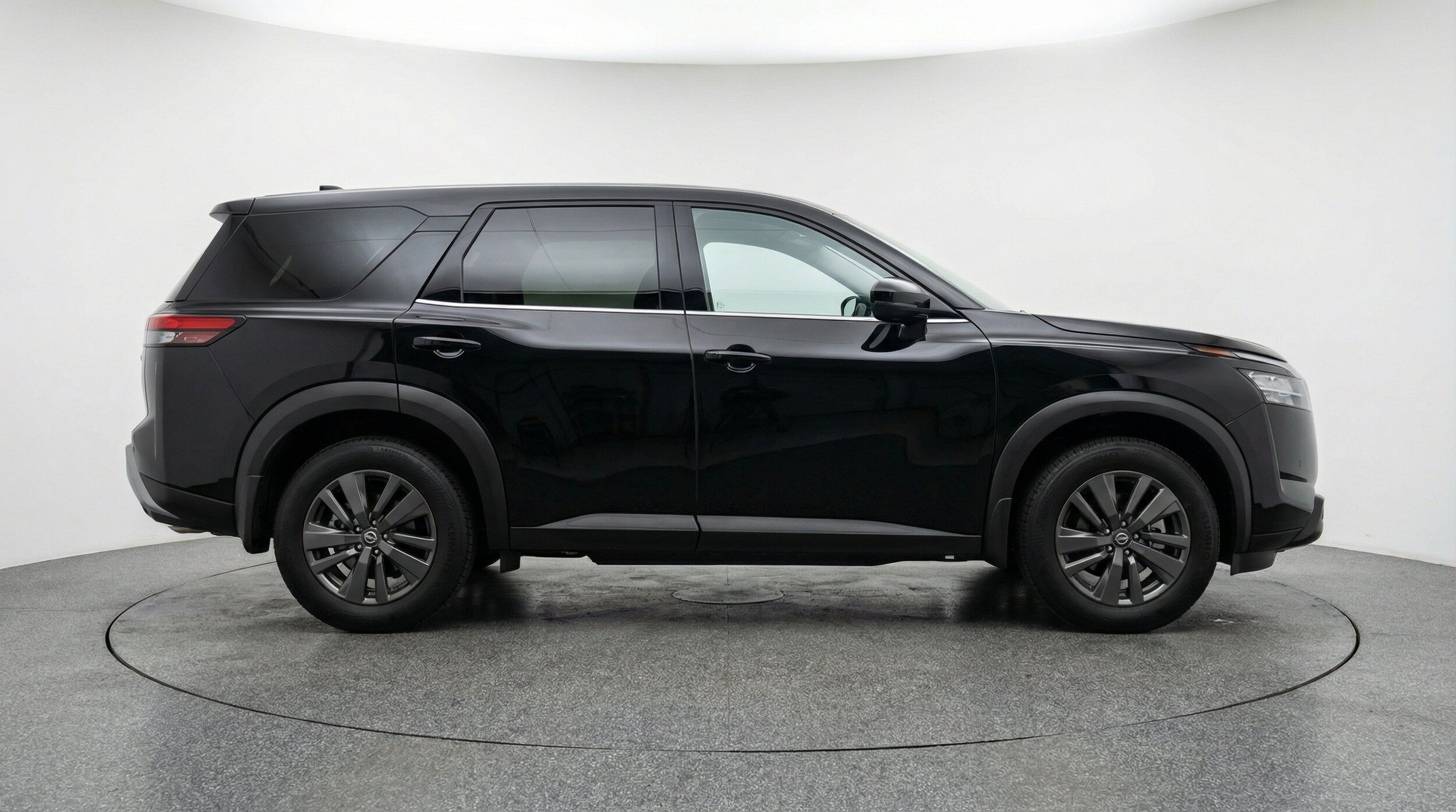 Thumbnail: 2025 Nissan Pathfinder - 11