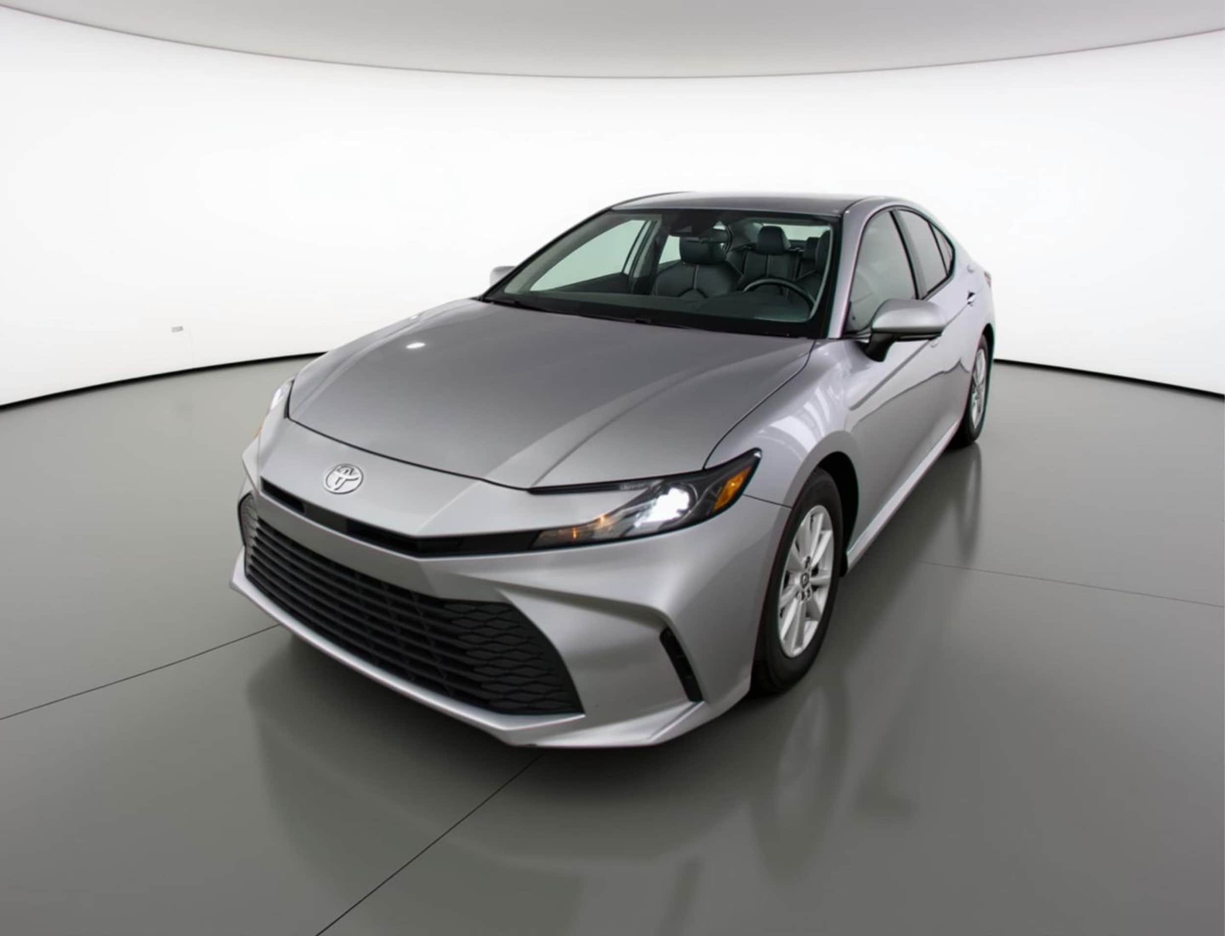 Thumbnail: 2025 Toyota Camry - 3