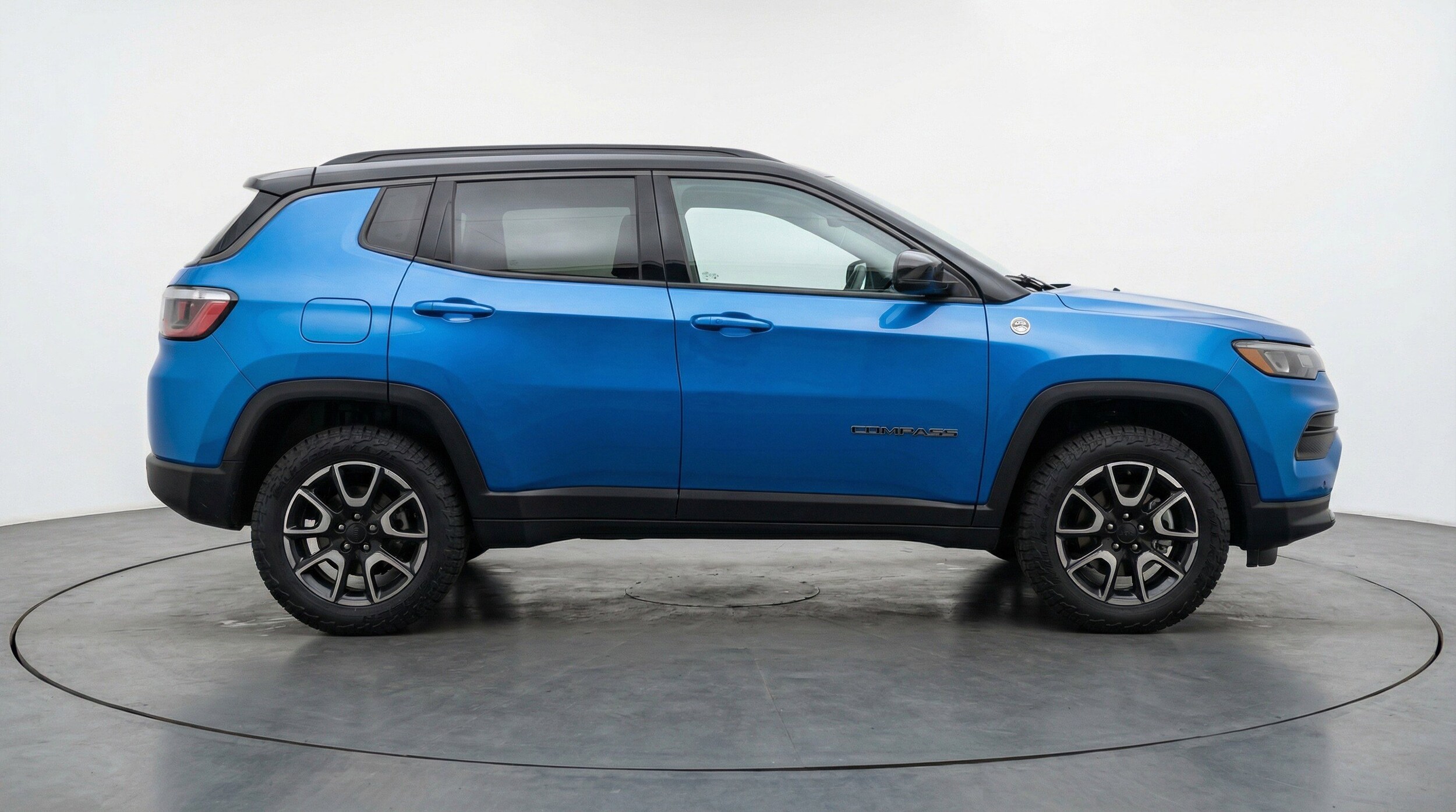 Thumbnail: 2025 Jeep Compass - 11