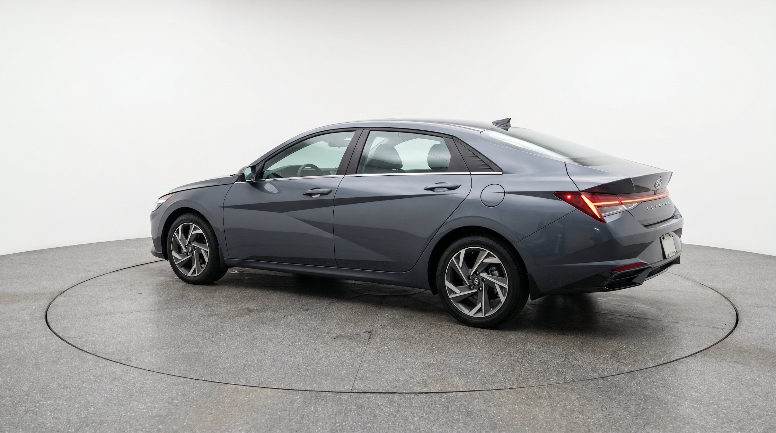 Thumbnail: 2025 Hyundai Elantra - 6