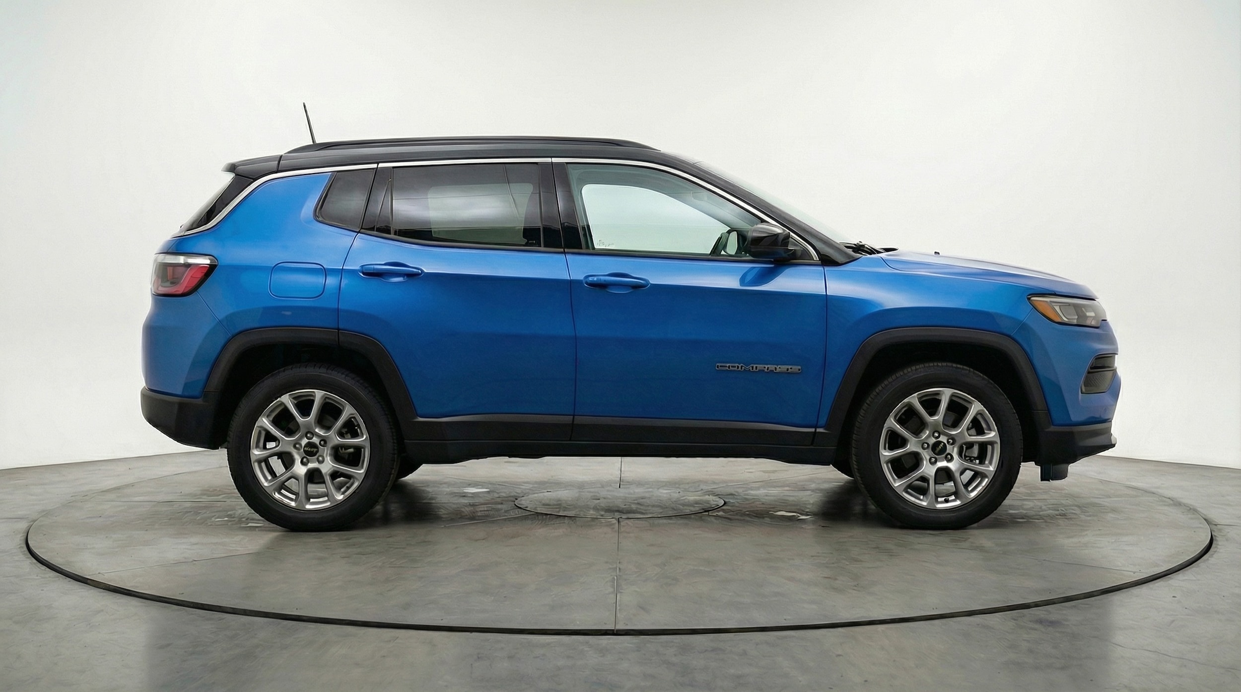 Thumbnail: 2025 Jeep Compass - 8