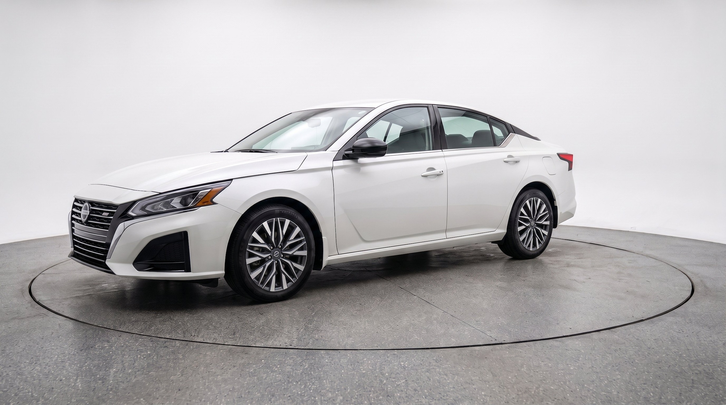 Thumbnail: 2026 Nissan Altima - 3