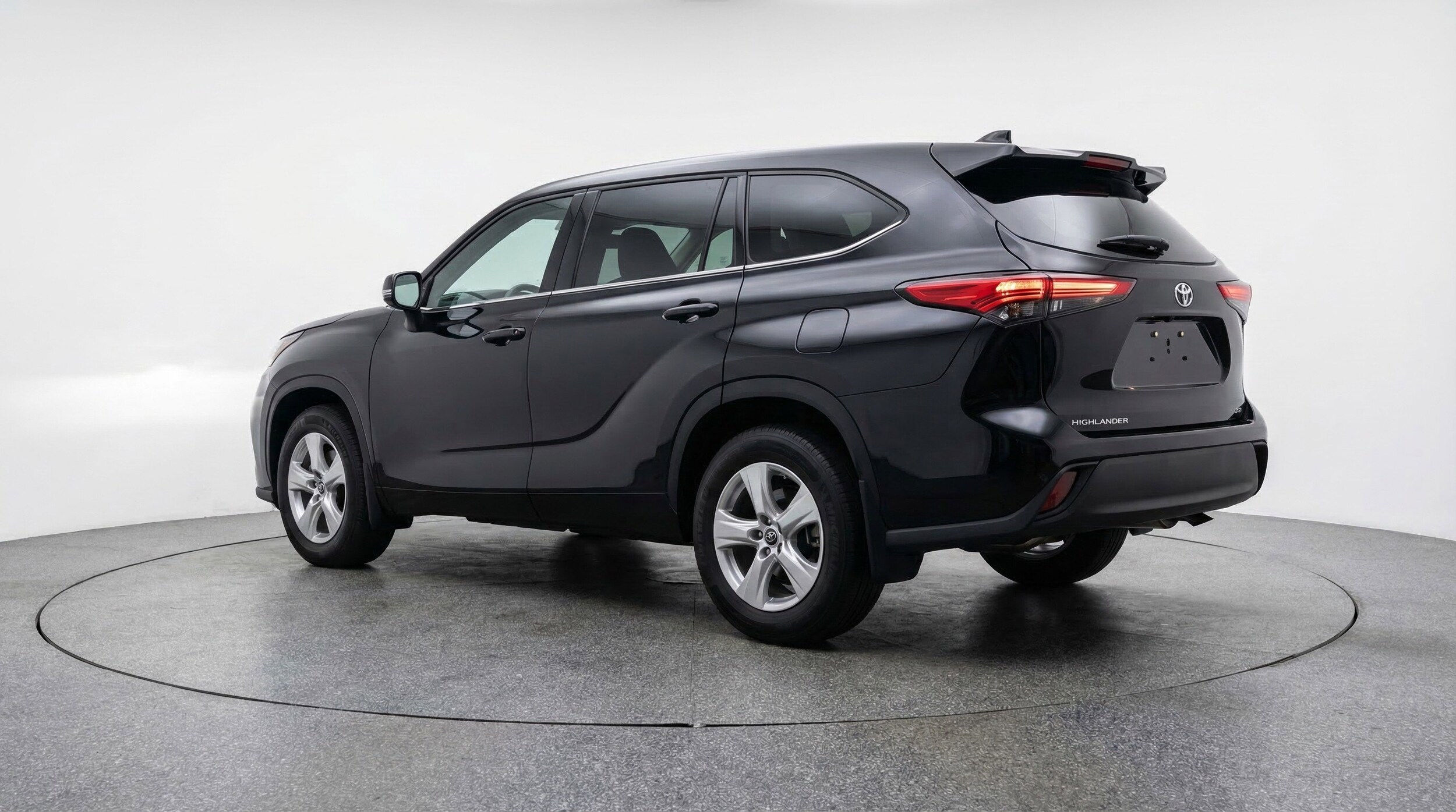Thumbnail: 2025 Toyota Highlander - 6