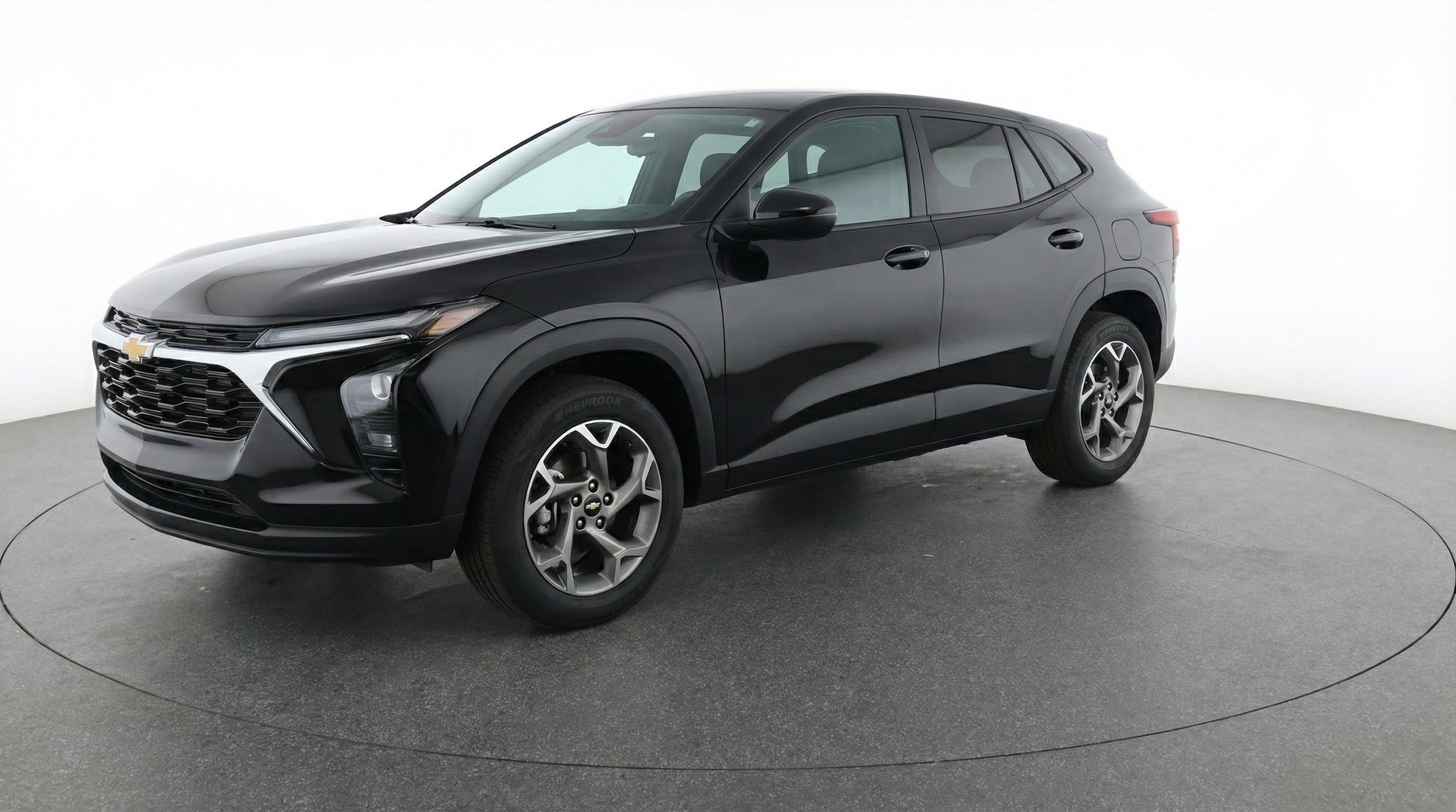 Thumbnail: 2025 Chevrolet Trax - 3