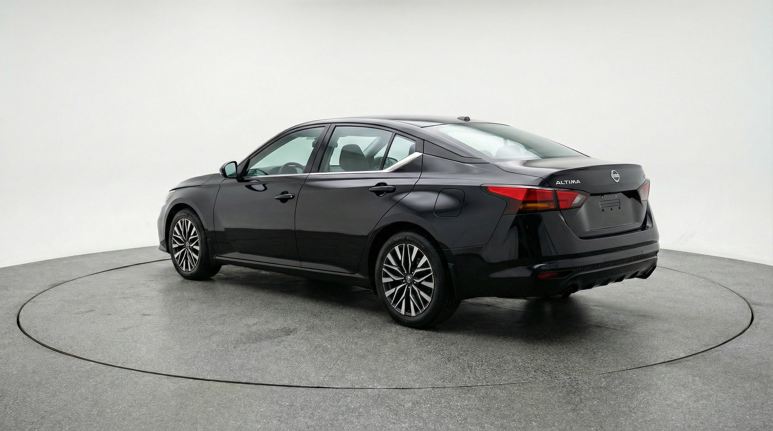 Thumbnail: 2025 Nissan Altima - 6