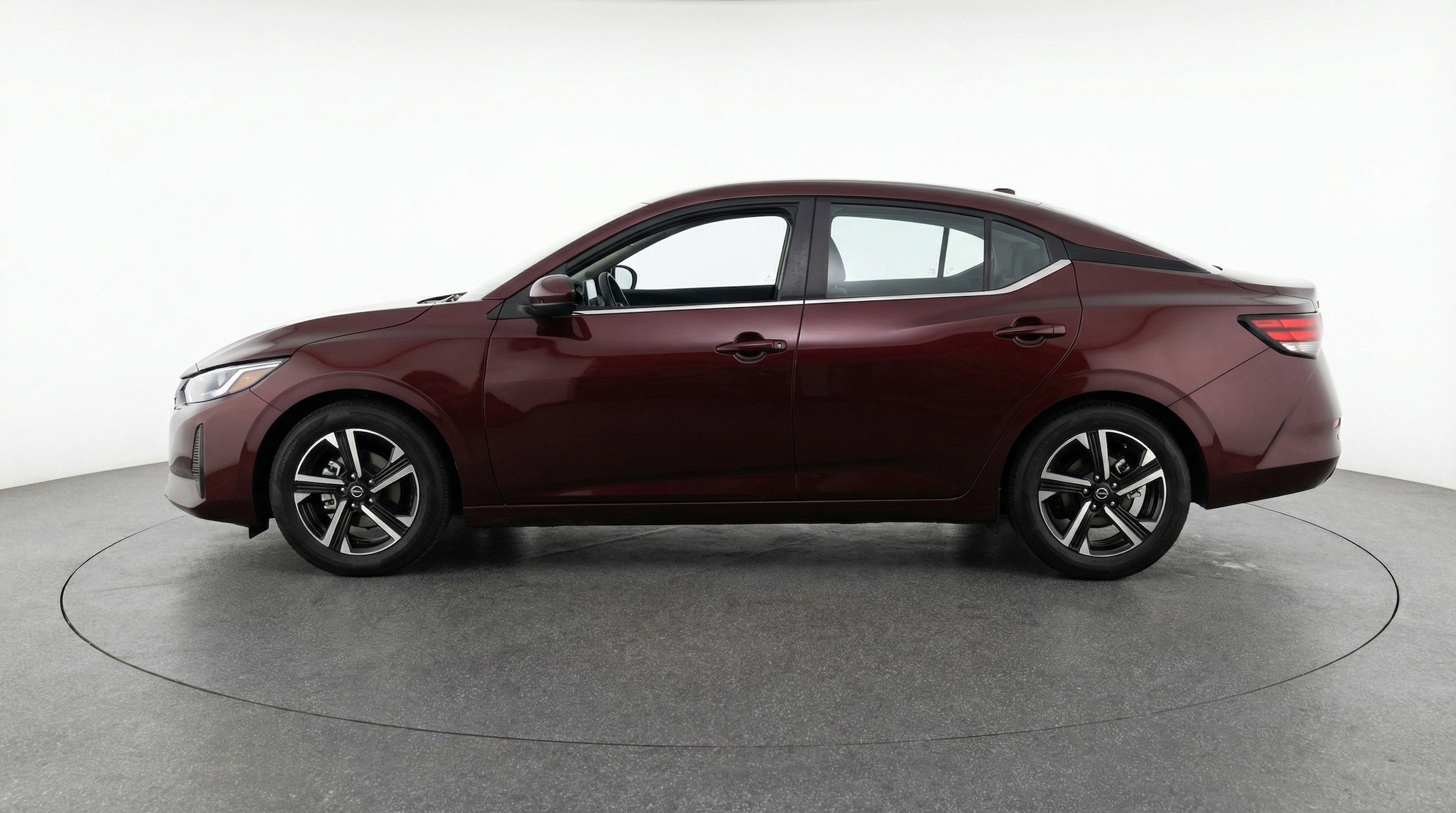 Thumbnail: 2025 Nissan Sentra - 5