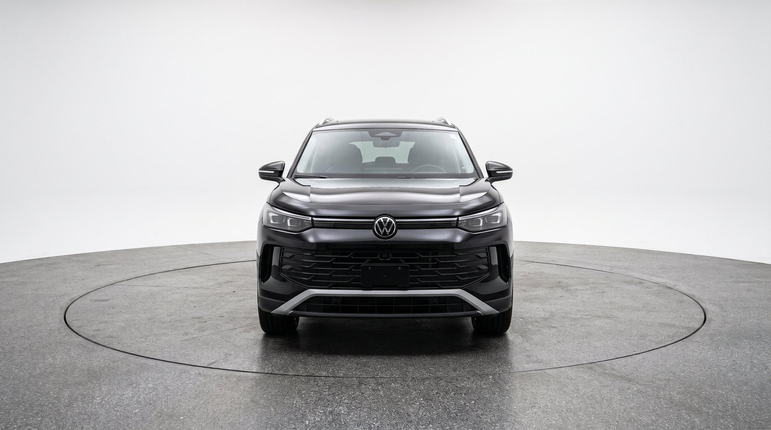 Thumbnail: 2026 Volkswagen Tiguan - 2