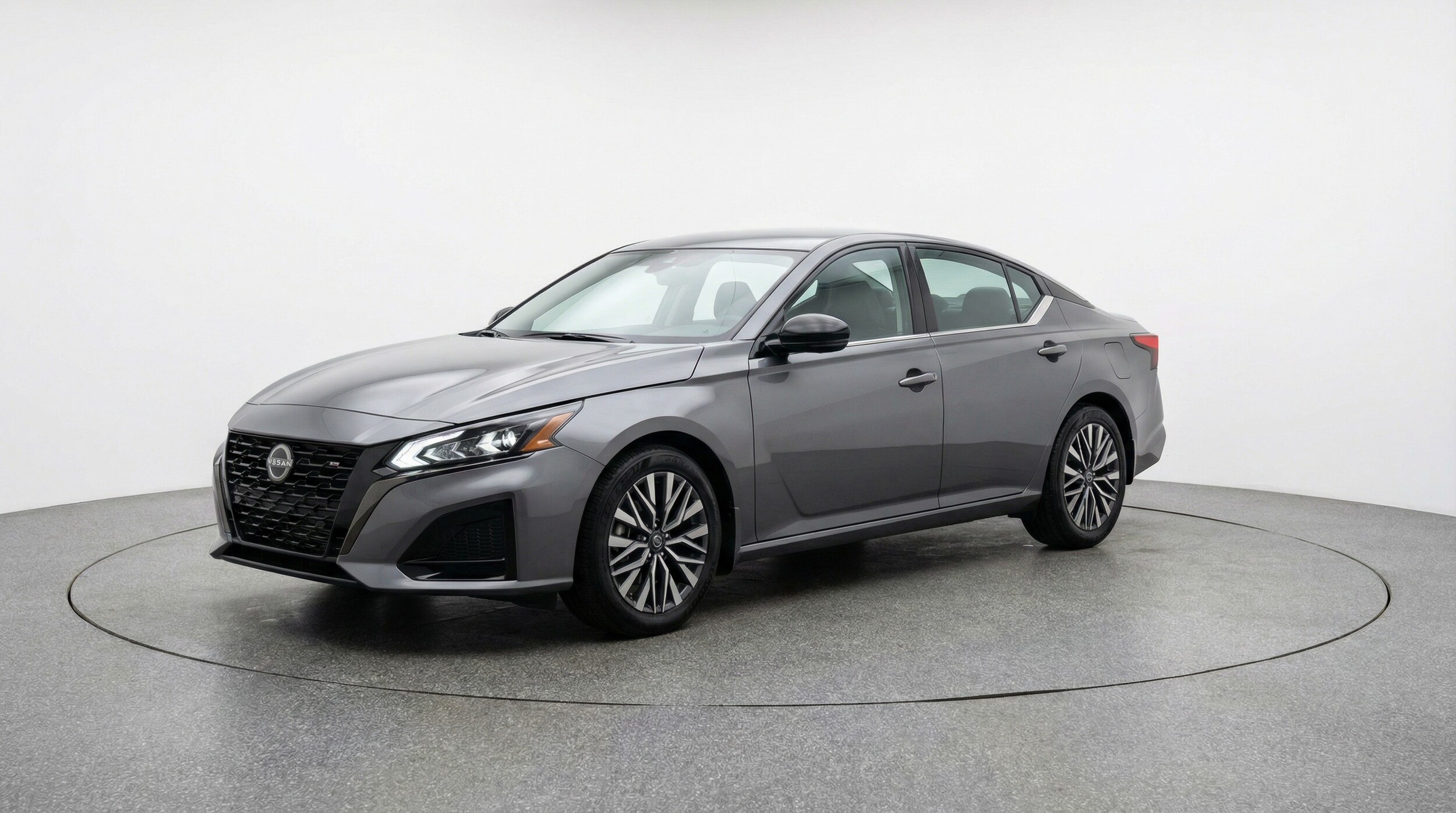 Thumbnail: 2025 Nissan Altima - 3