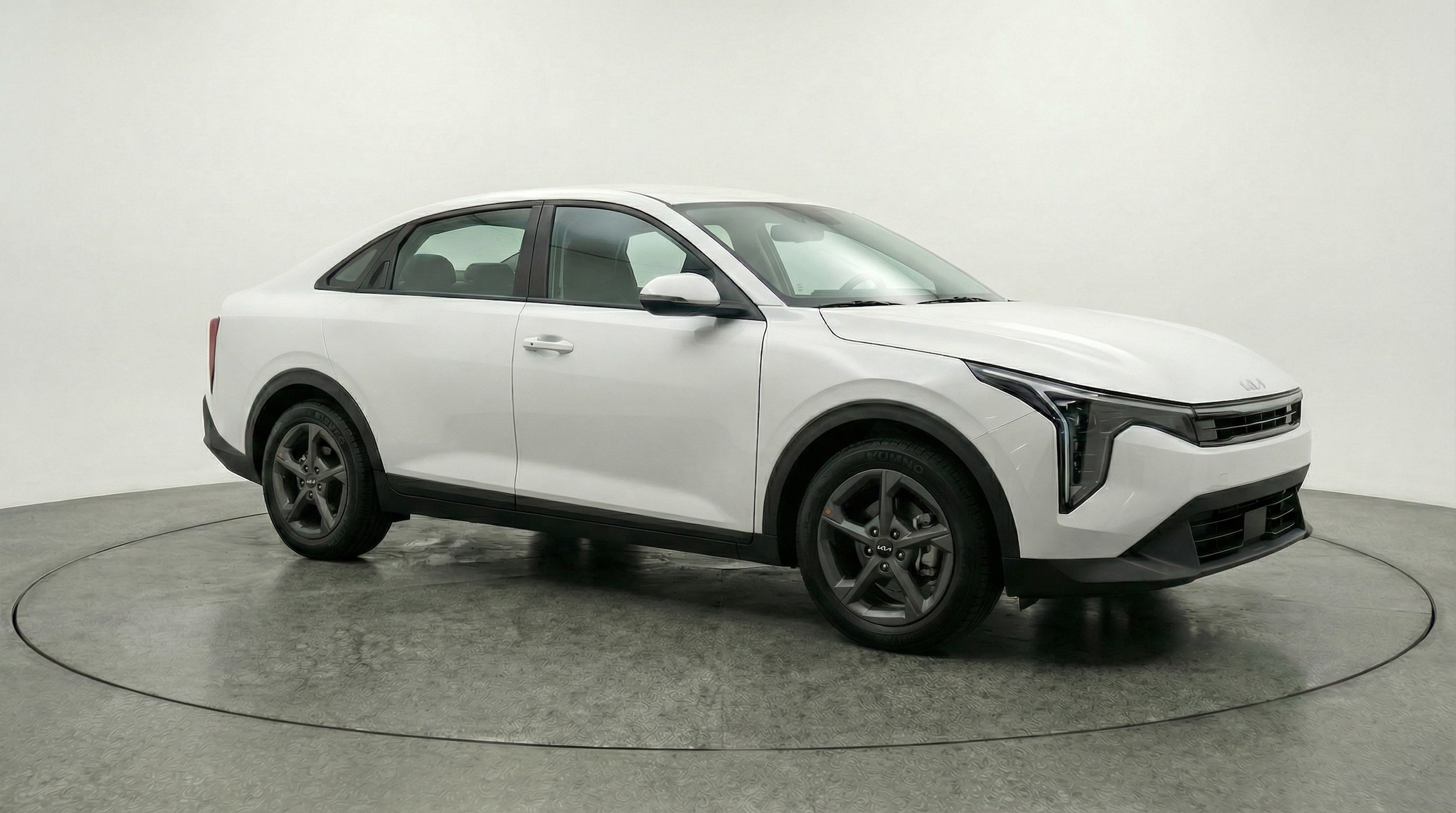 Thumbnail: 2025 Kia K4 - 1