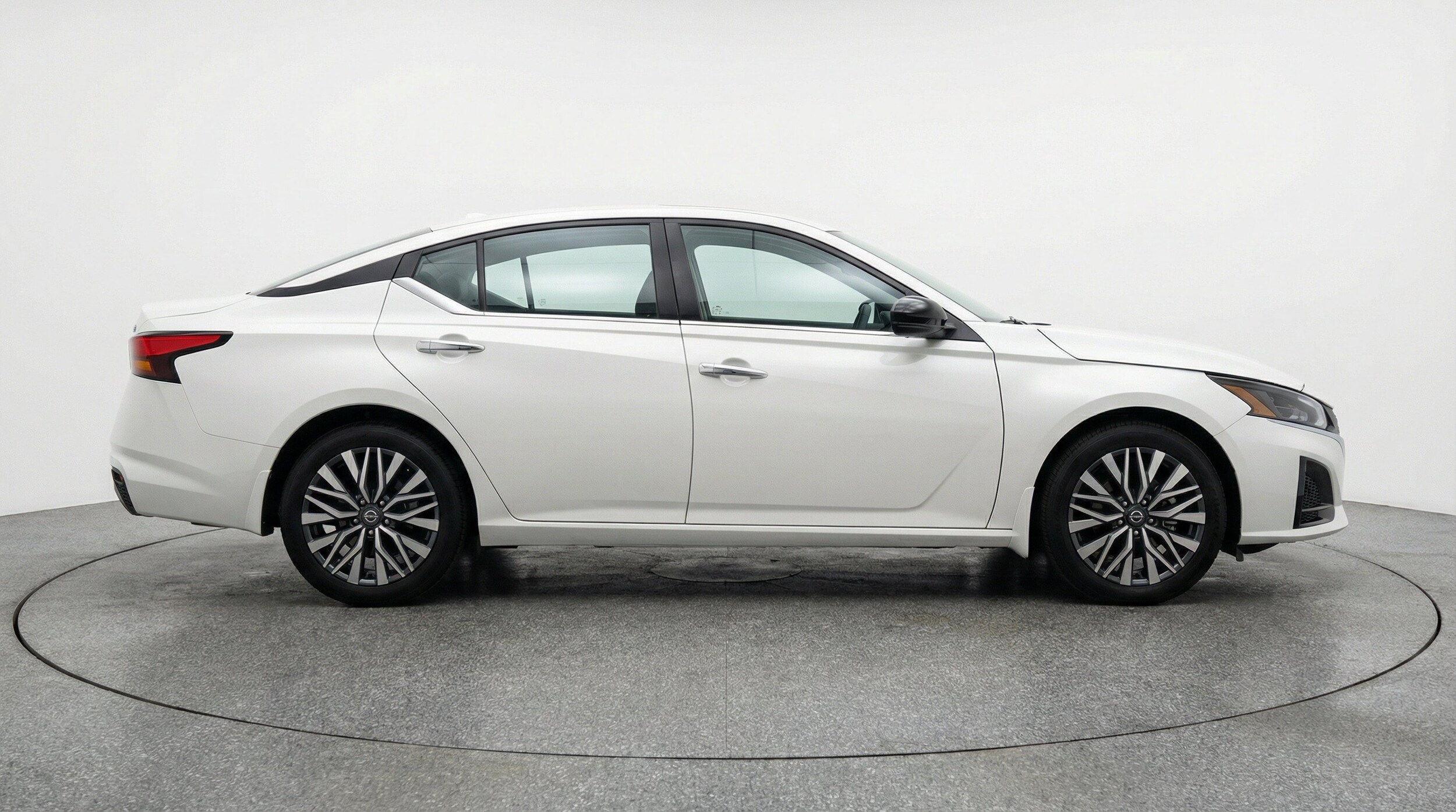 Thumbnail: 2025 Nissan Altima - 11