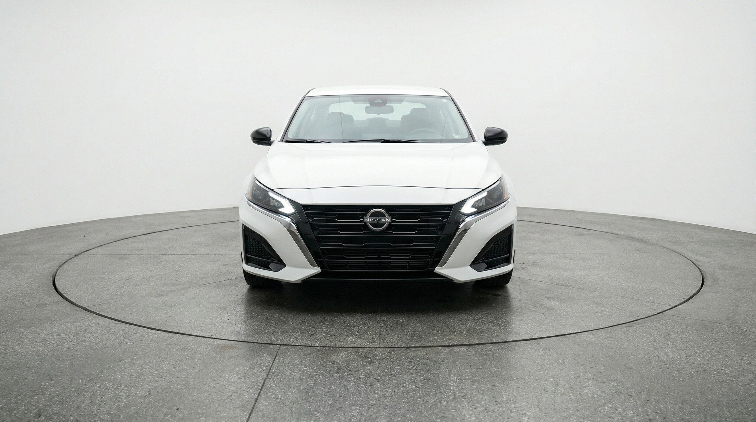 Thumbnail: 2025 Nissan Altima - 2