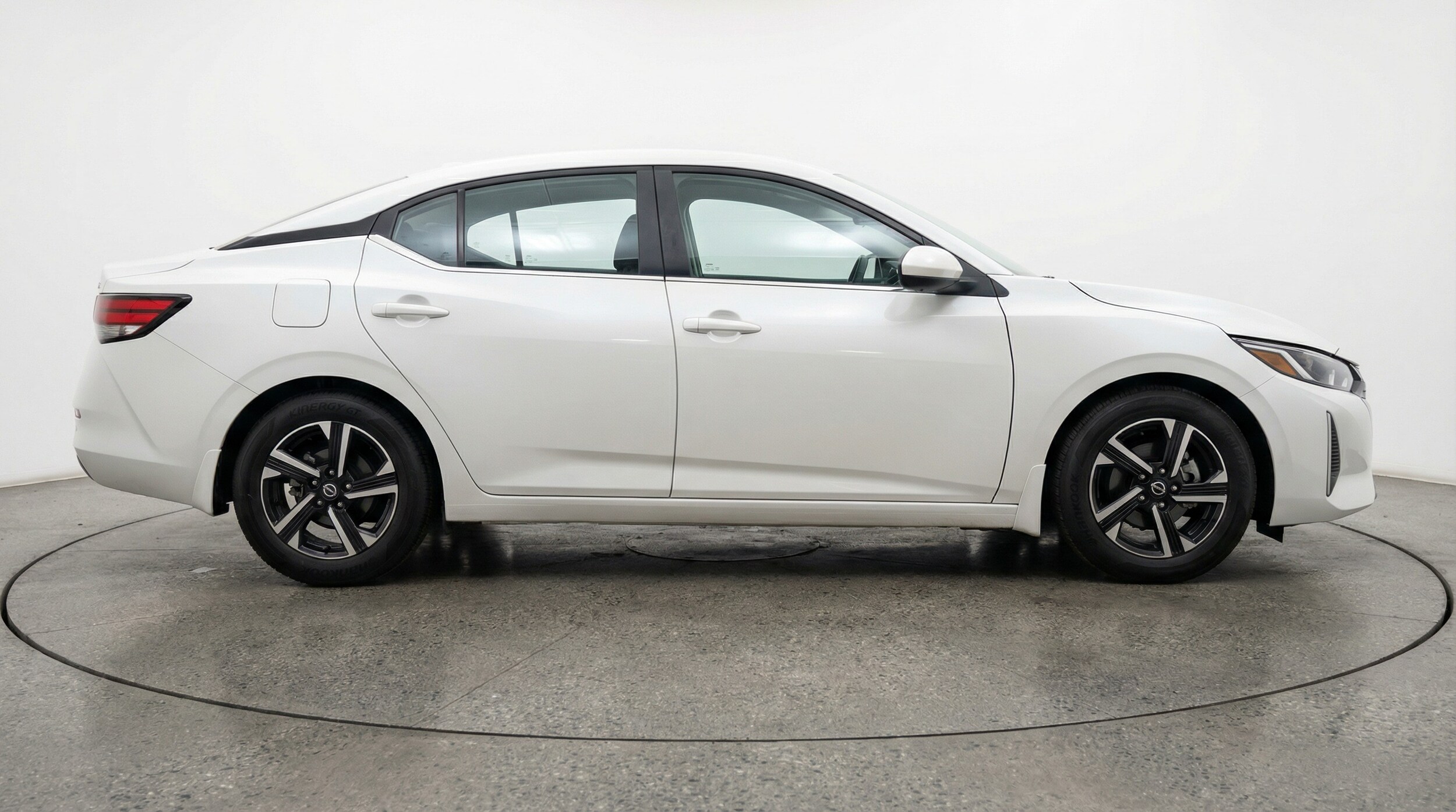 Thumbnail: 2025 Nissan Sentra - 8