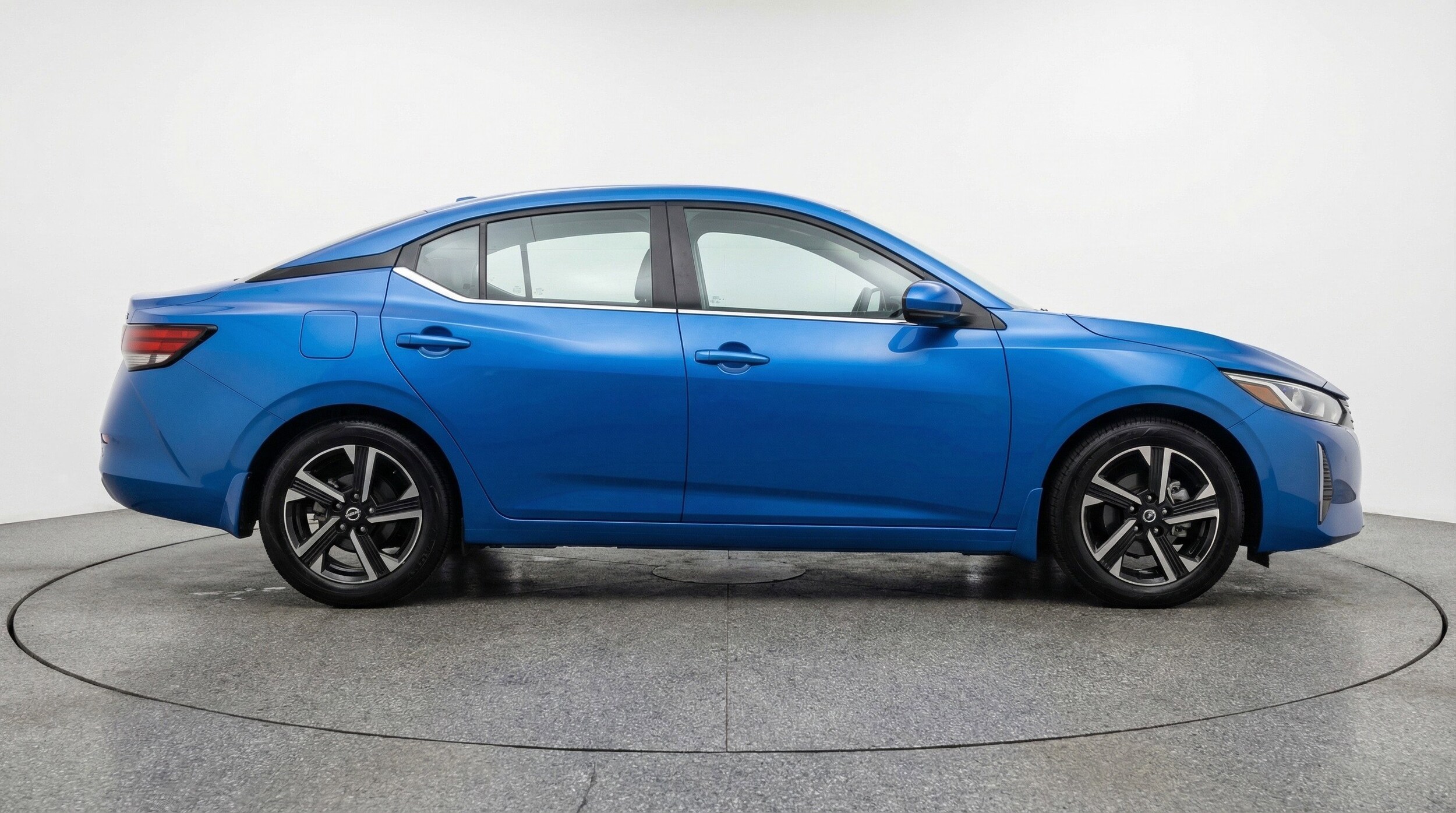 Thumbnail: 2025 Nissan Sentra - 11