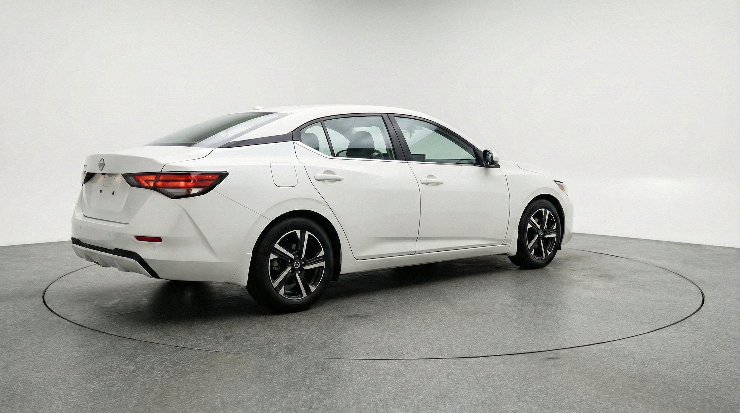 Thumbnail: 2025 Nissan Sentra - 9