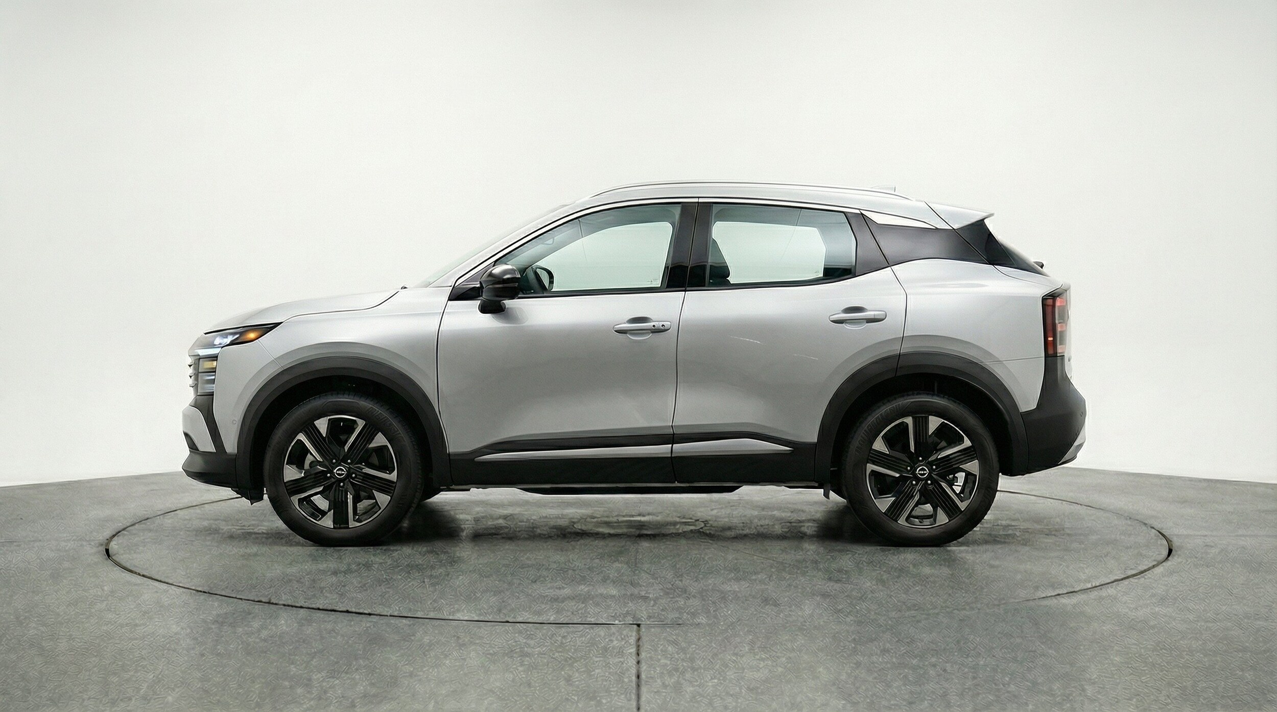 Thumbnail: 2026 Nissan Kicks - 5