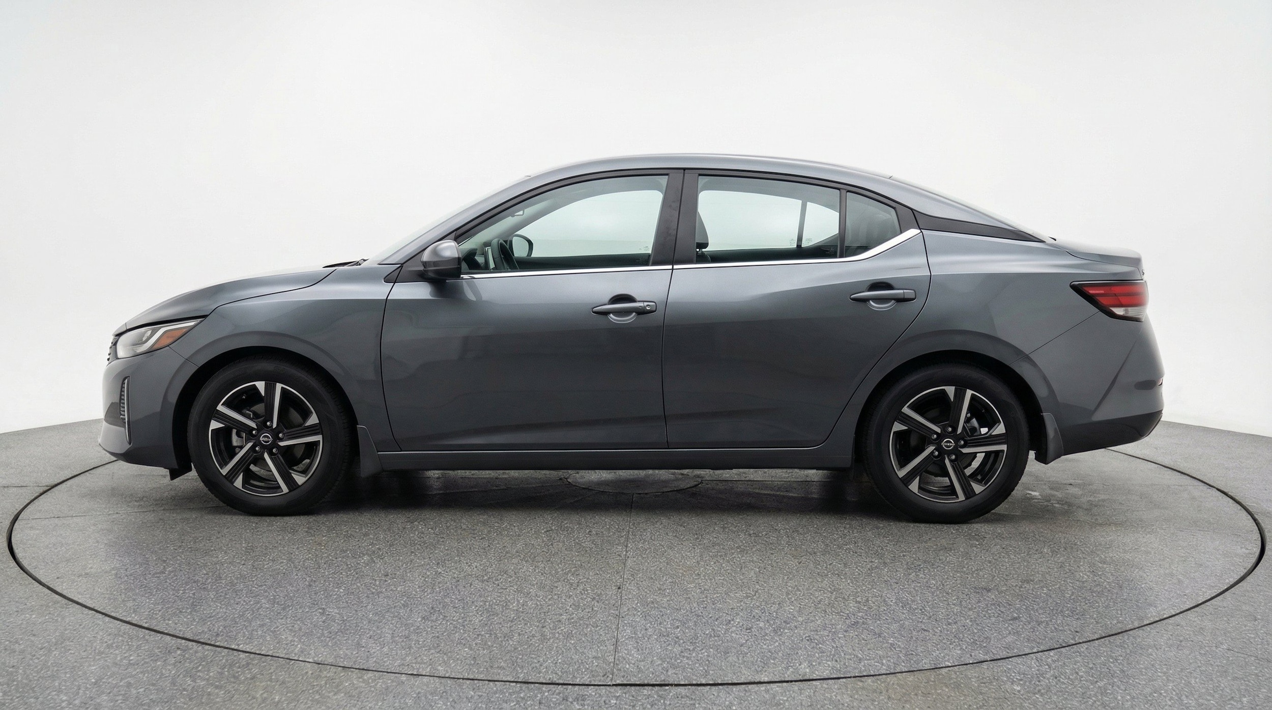 Thumbnail: 2025 Nissan Sentra - 5