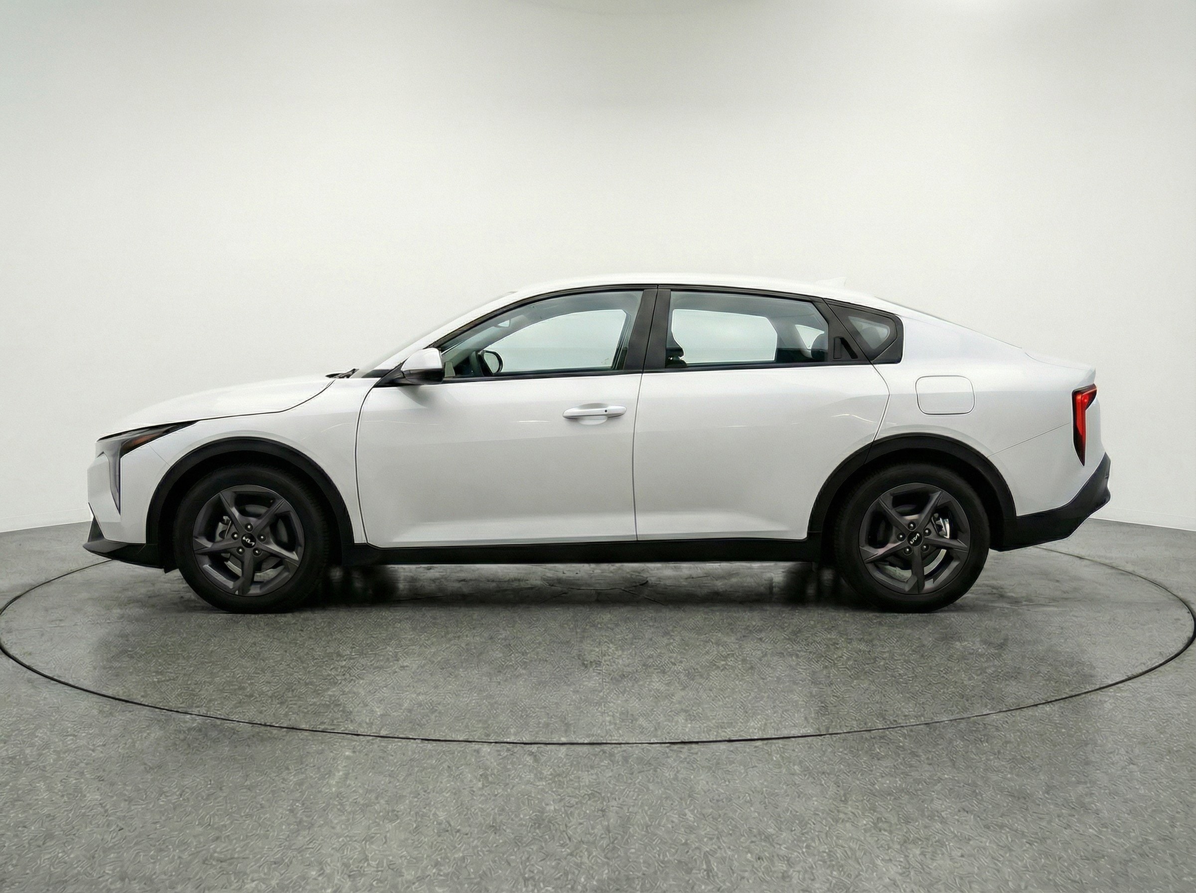 Thumbnail: 2025 Kia K4 - 5