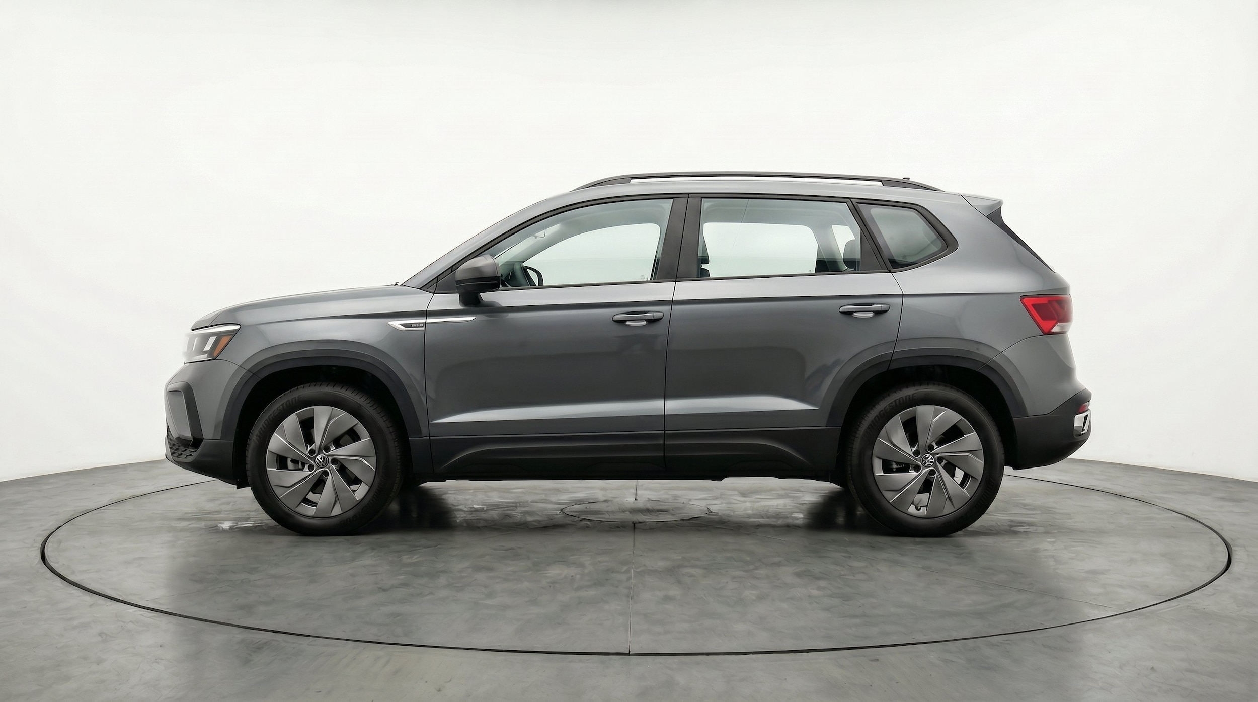 Thumbnail: 2026 Volkswagen Taos - 5
