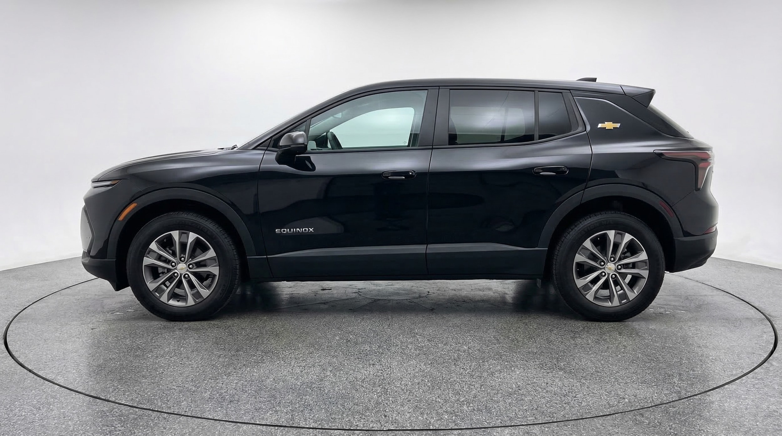 Thumbnail: 2025 Chevrolet Equinox - 4