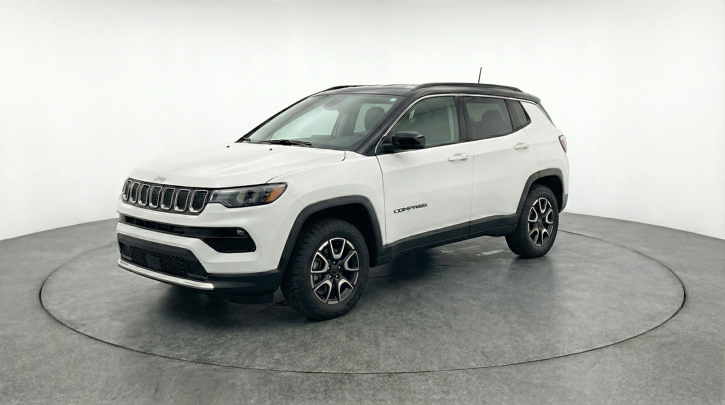Thumbnail: 2025 Jeep Compass - 3