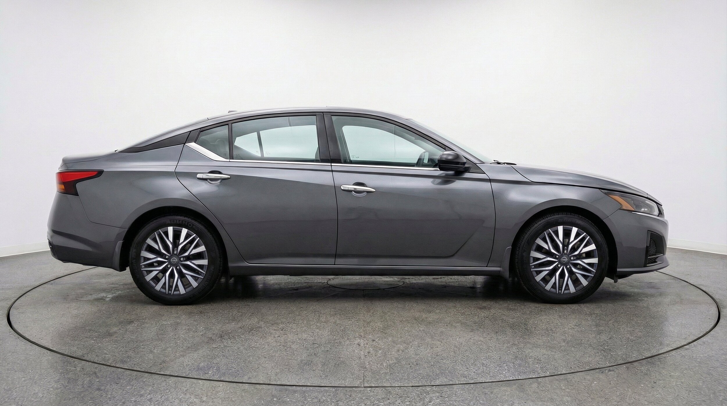 Thumbnail: 2025 Nissan Altima - 11