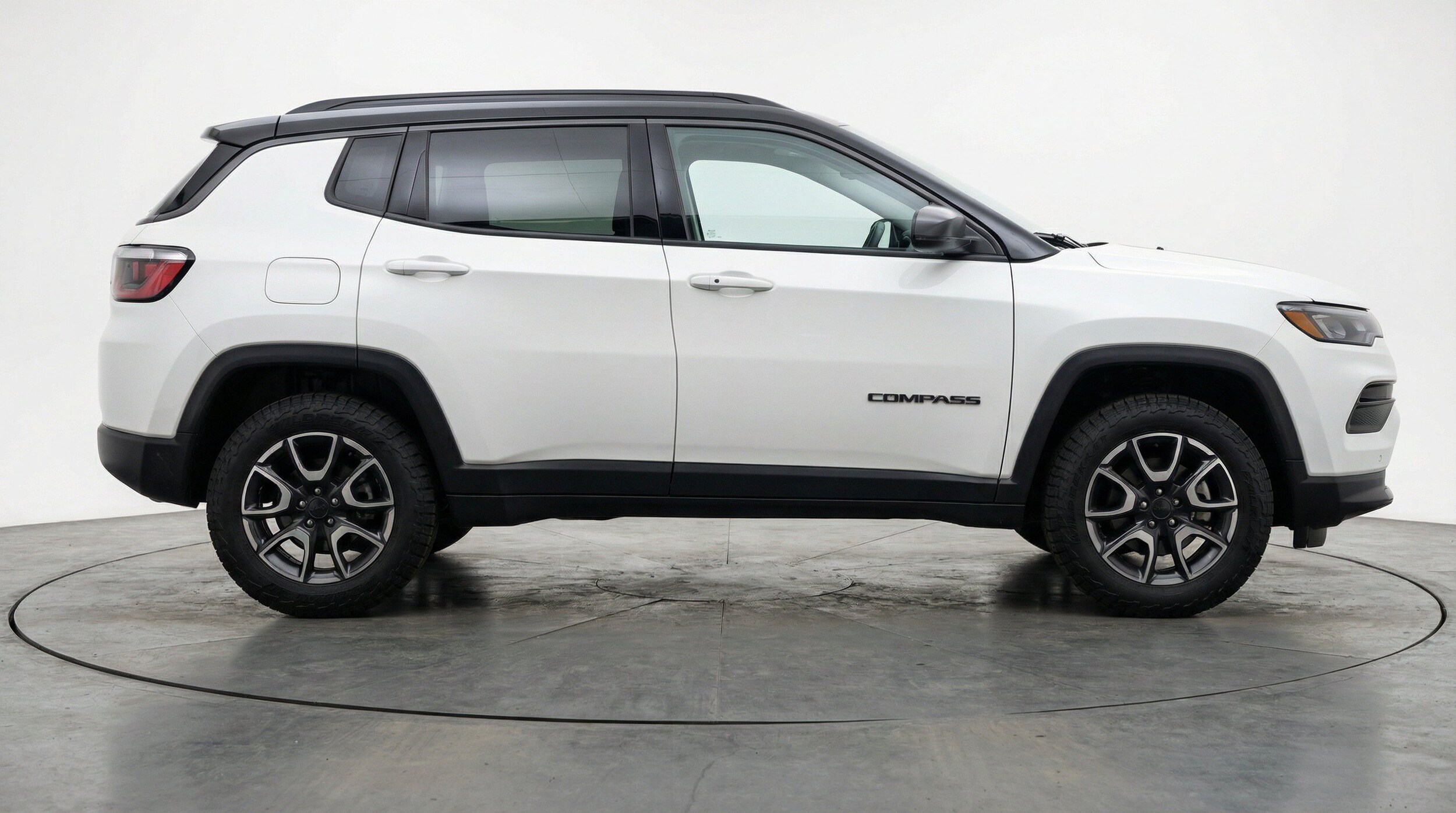 Thumbnail: 2025 Jeep Compass - 11