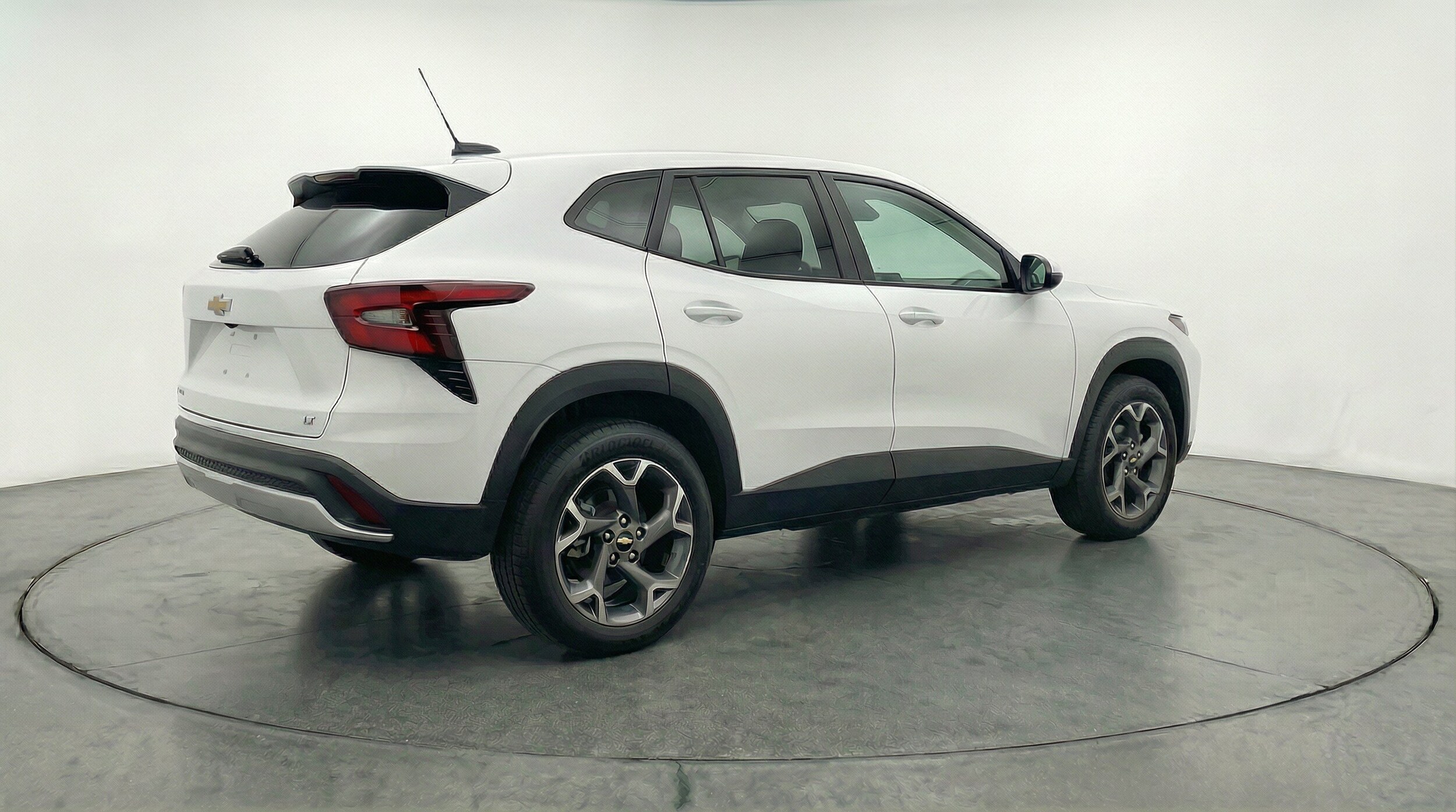 Thumbnail: 2025 Chevrolet Trax - 9