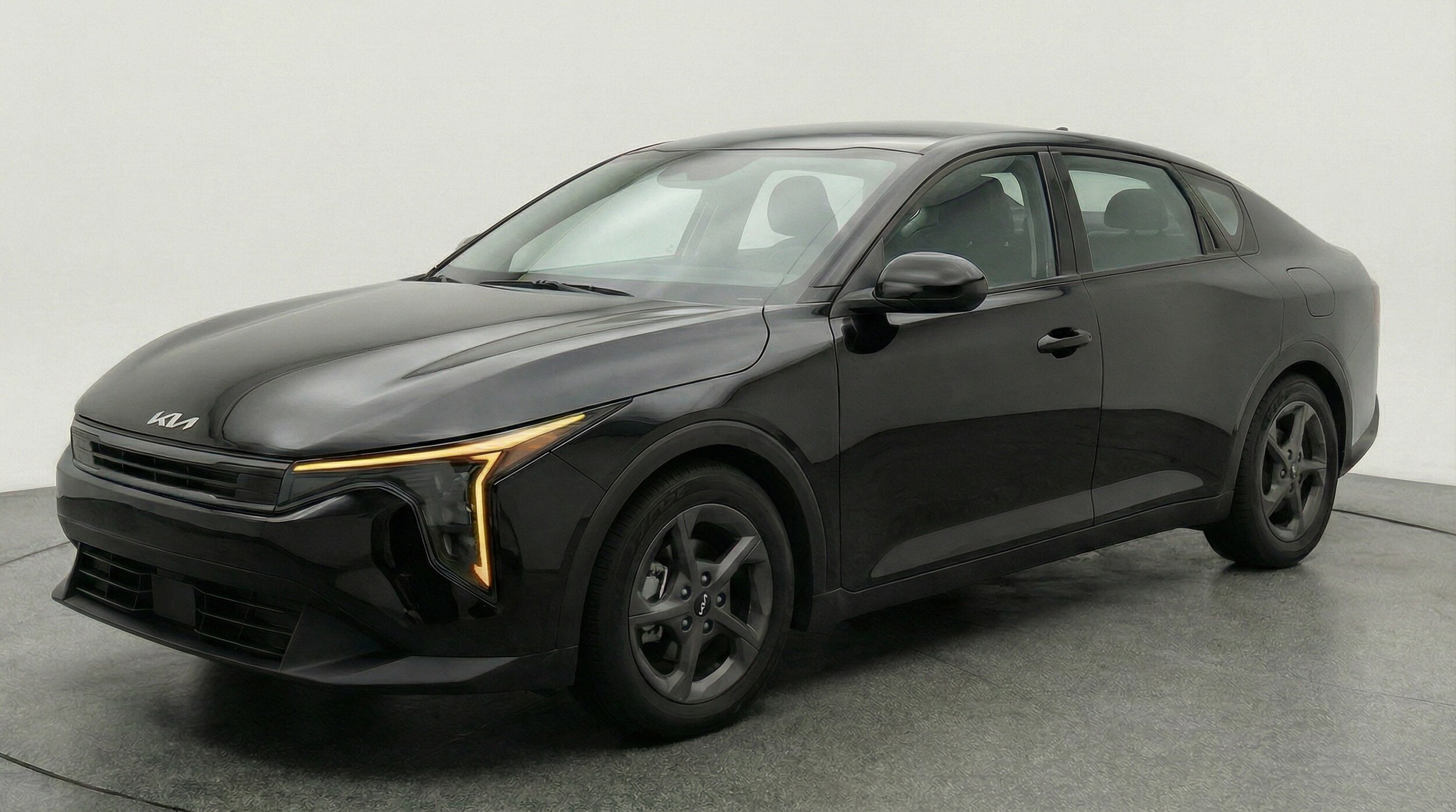 Thumbnail: 2025 Kia K4 - 3