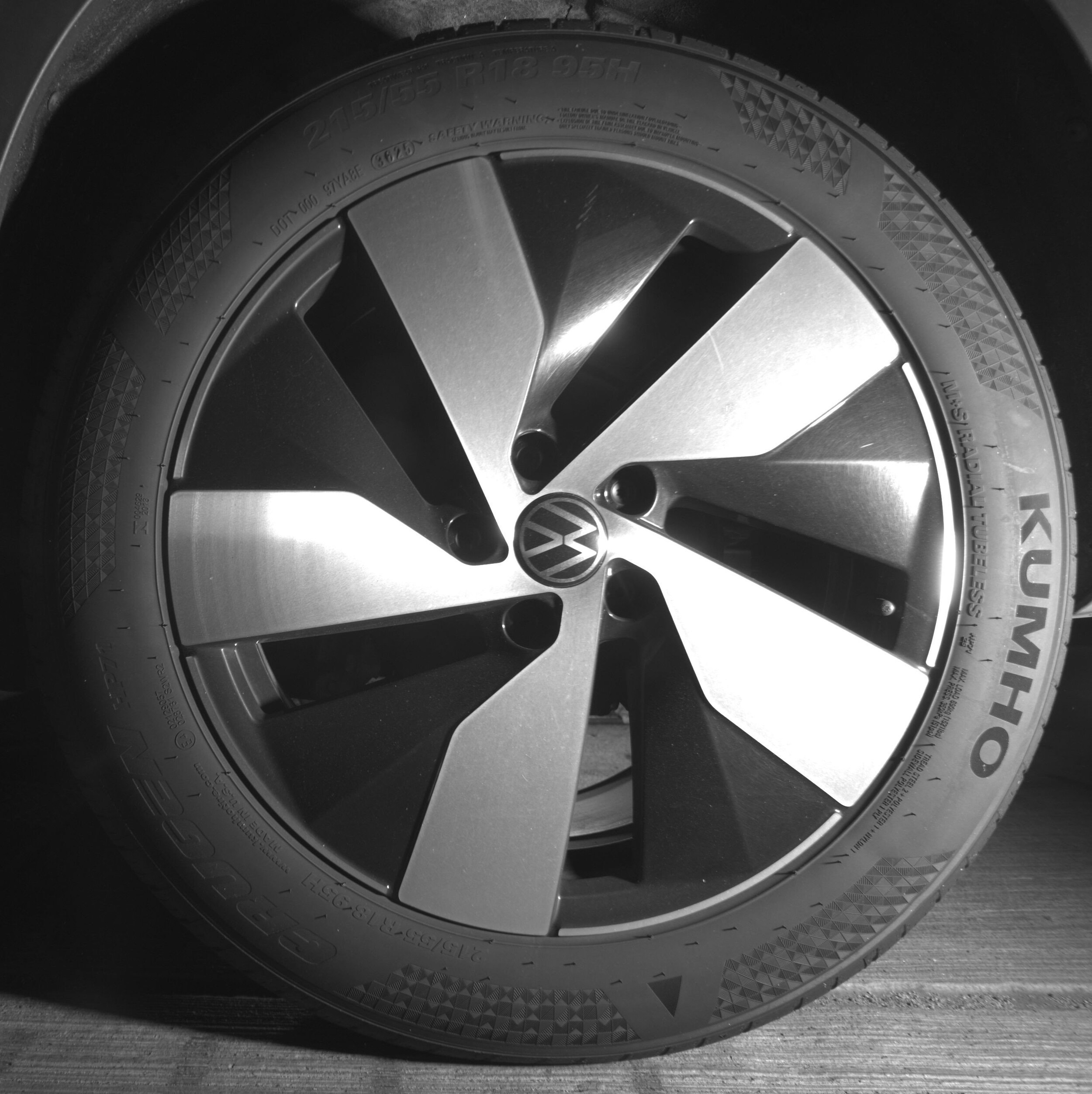 Thumbnail: 2026 Volkswagen Taos - 14