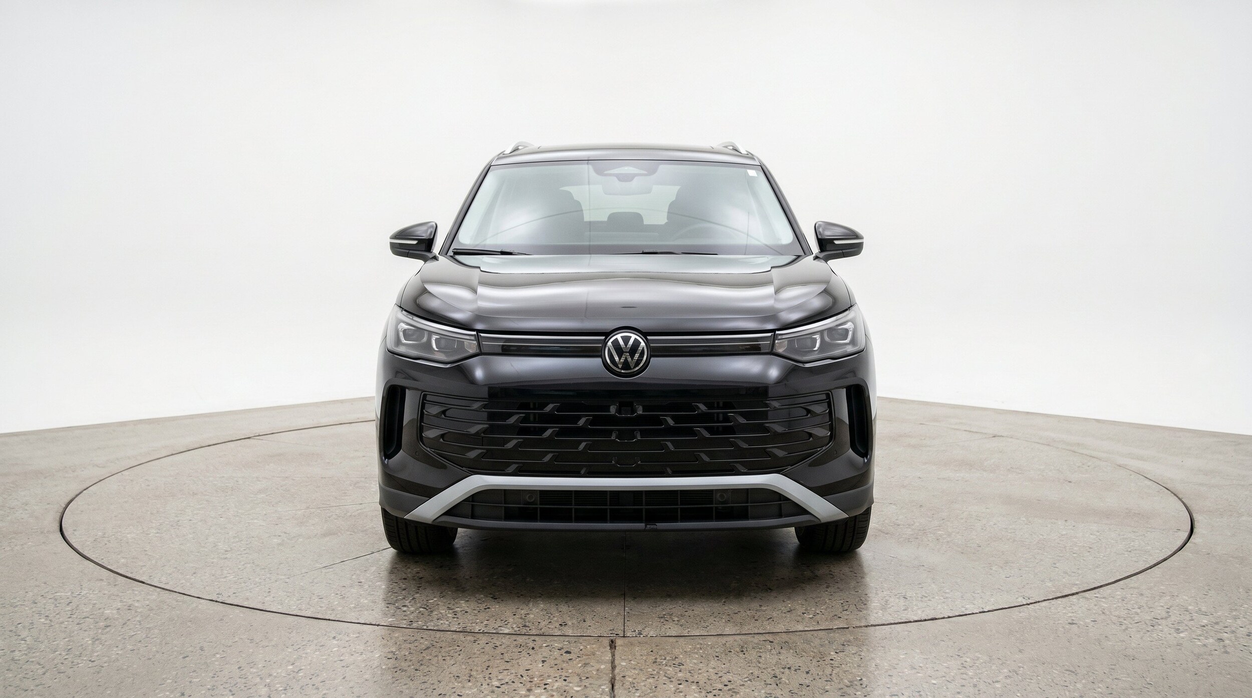 Thumbnail: 2026 Volkswagen Tiguan - 2