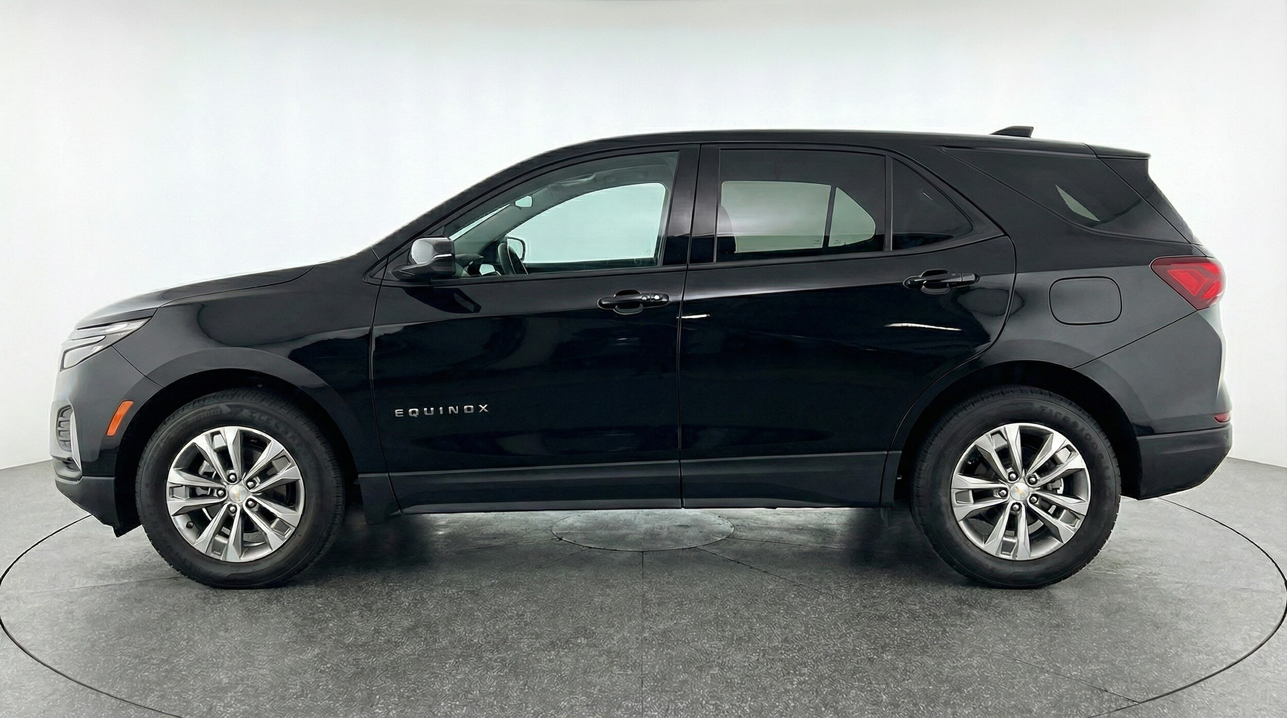 Thumbnail: 2025 Chevrolet Equinox - 4