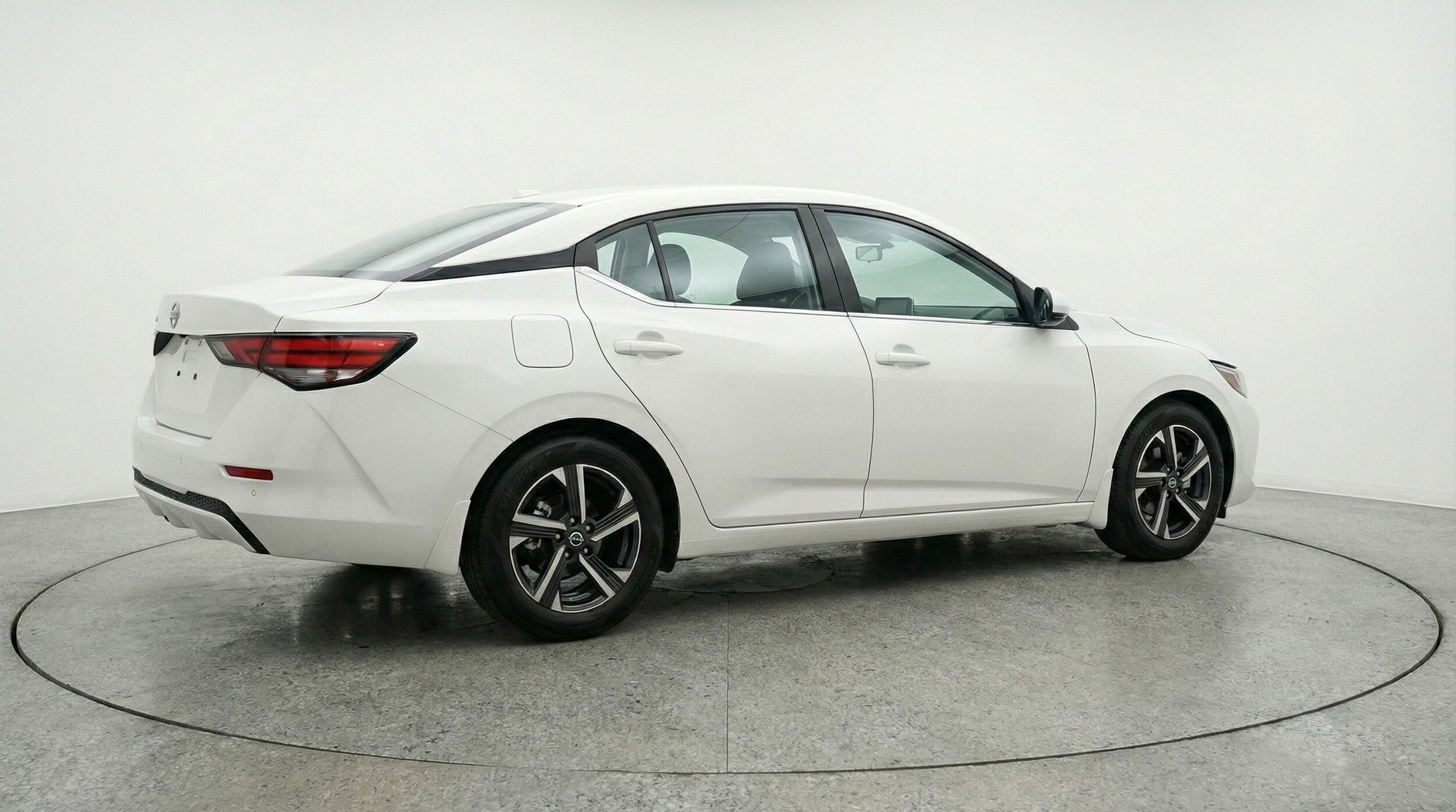 Thumbnail: 2025 Nissan Sentra - 9