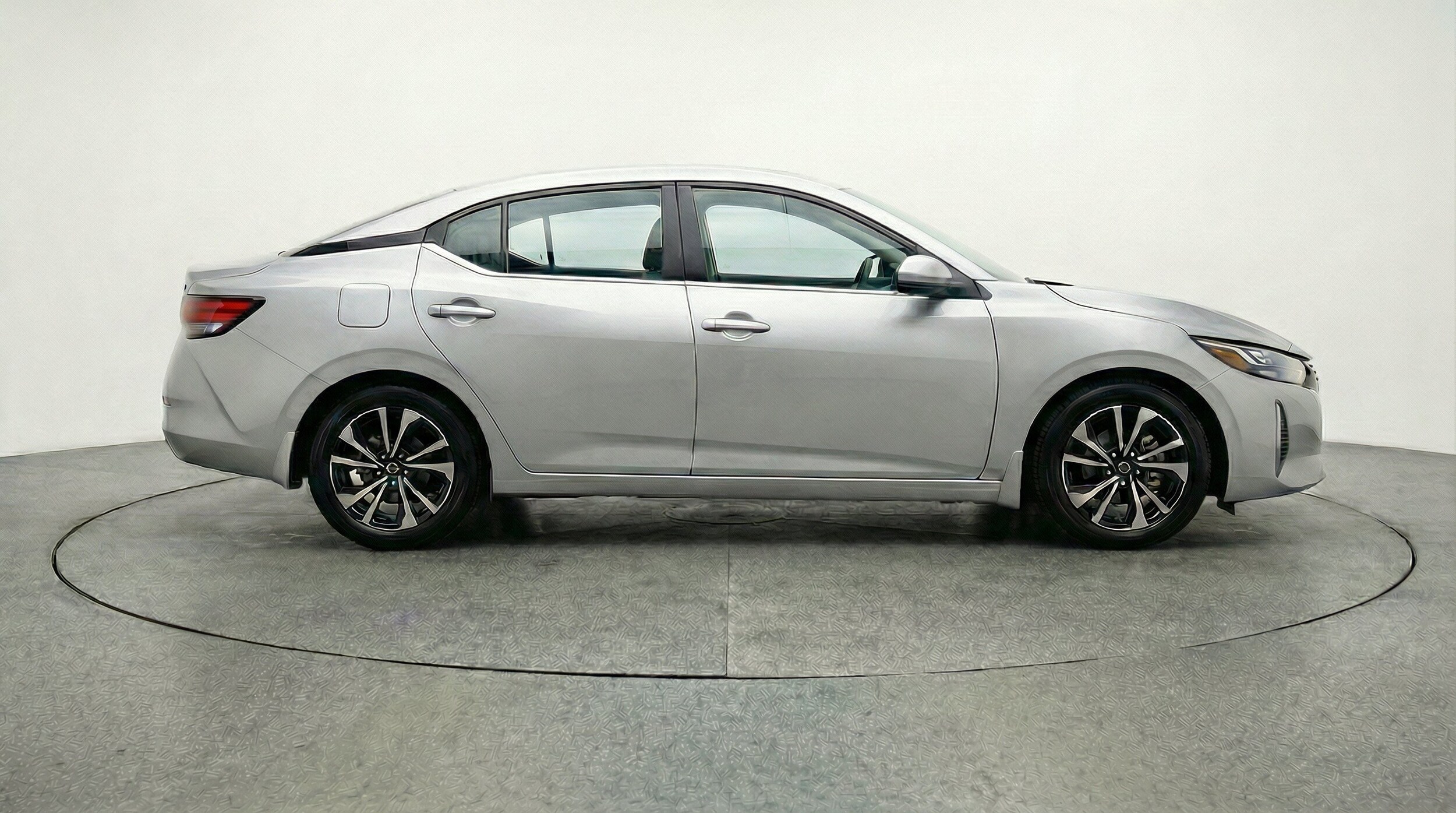 Thumbnail: 2025 Nissan Sentra - 11