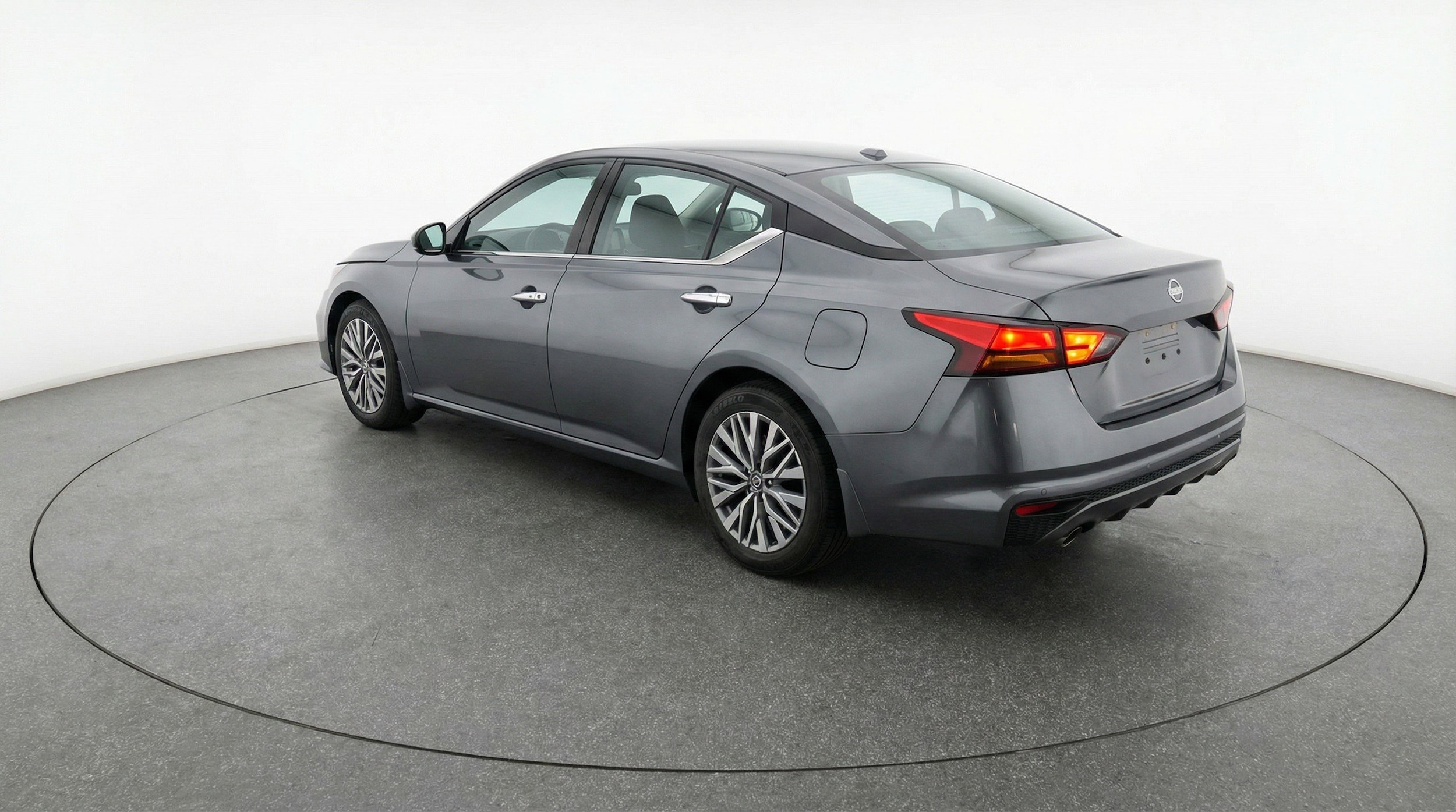 Thumbnail: 2025 Nissan Altima - 6