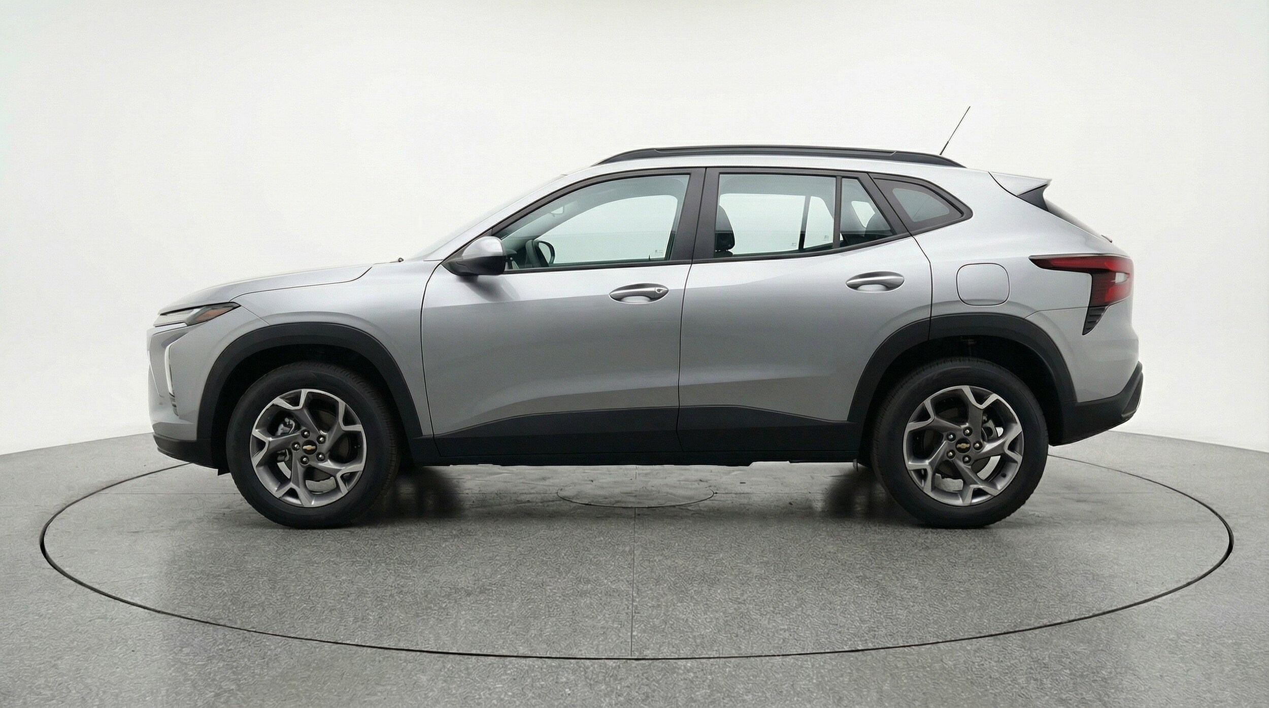 Thumbnail: 2025 Chevrolet Trax - 5