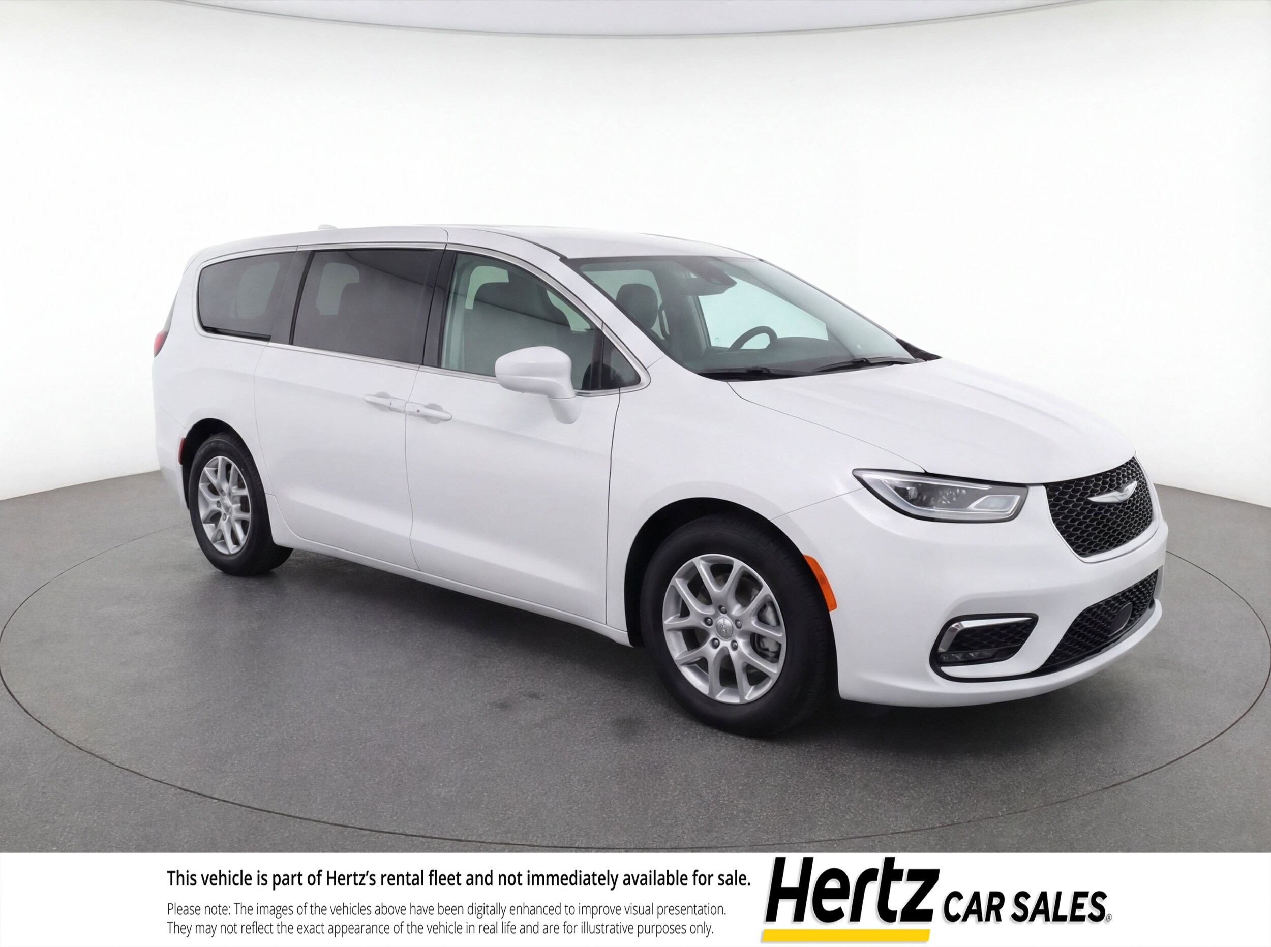 Thumbnail: 2024 Chrysler Pacifica - 1