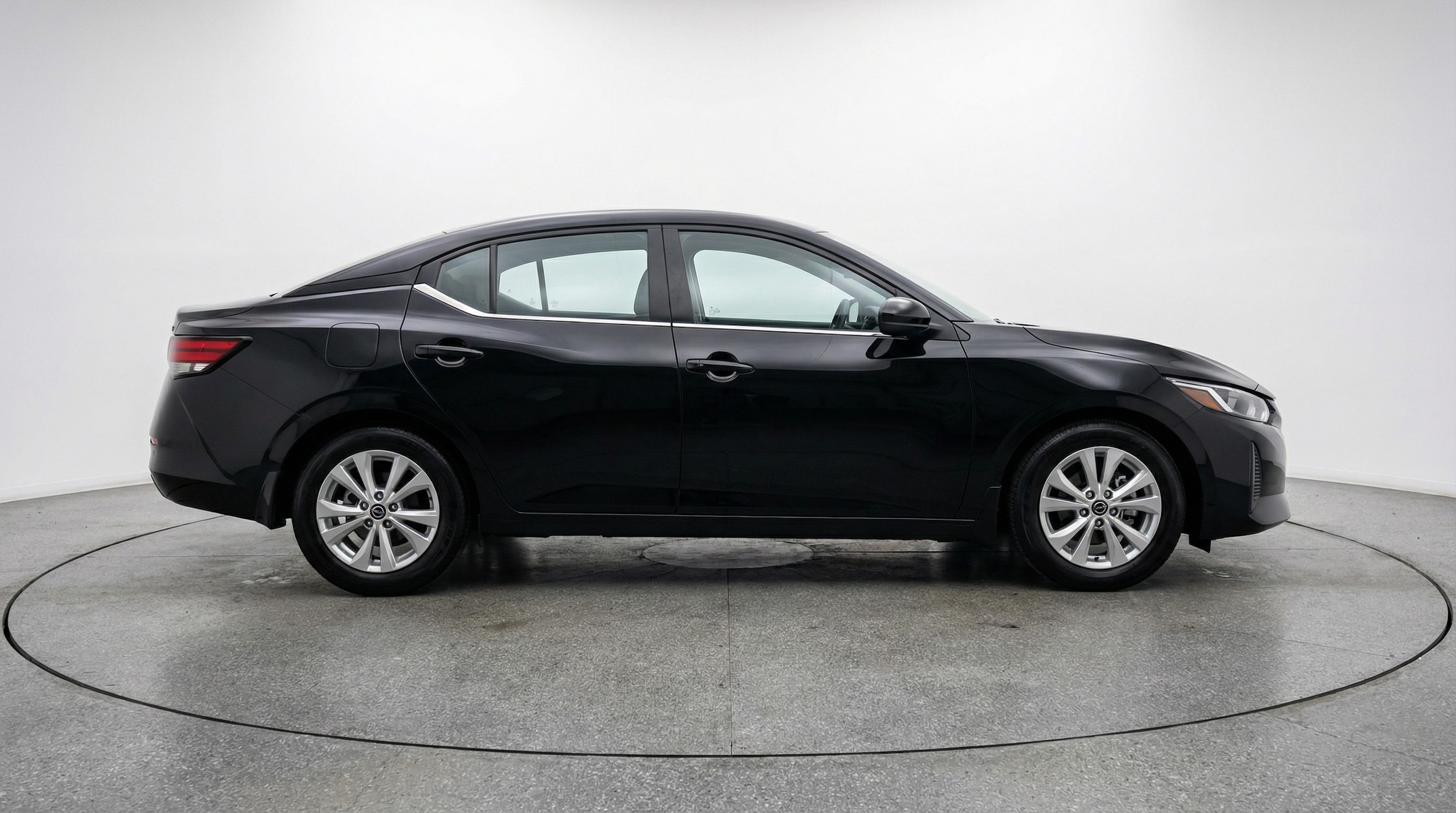 Thumbnail: 2025 Nissan Sentra - 8