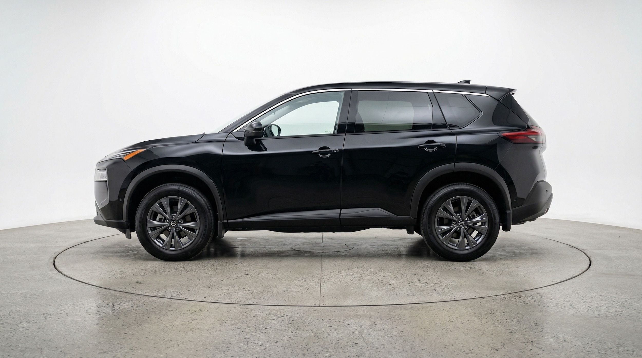 Thumbnail: 2025 Nissan Rogue - 4