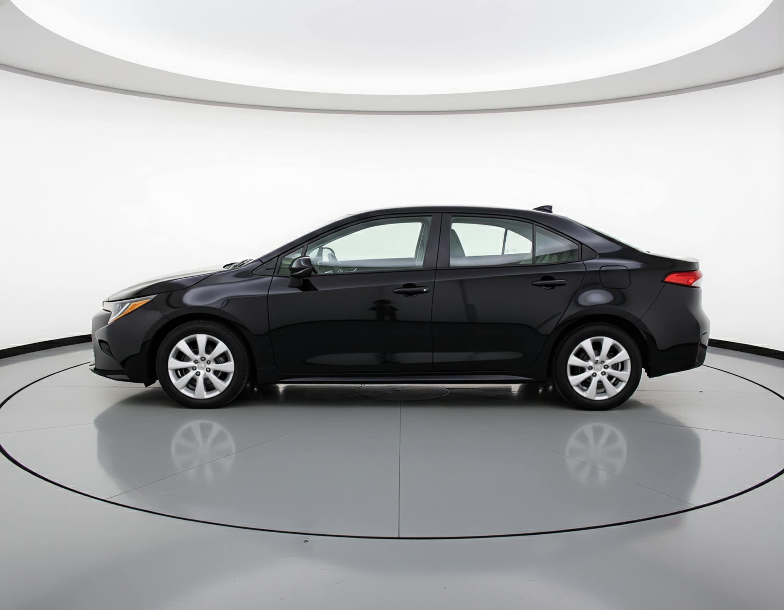 Thumbnail: 2025 Toyota Corolla - 4