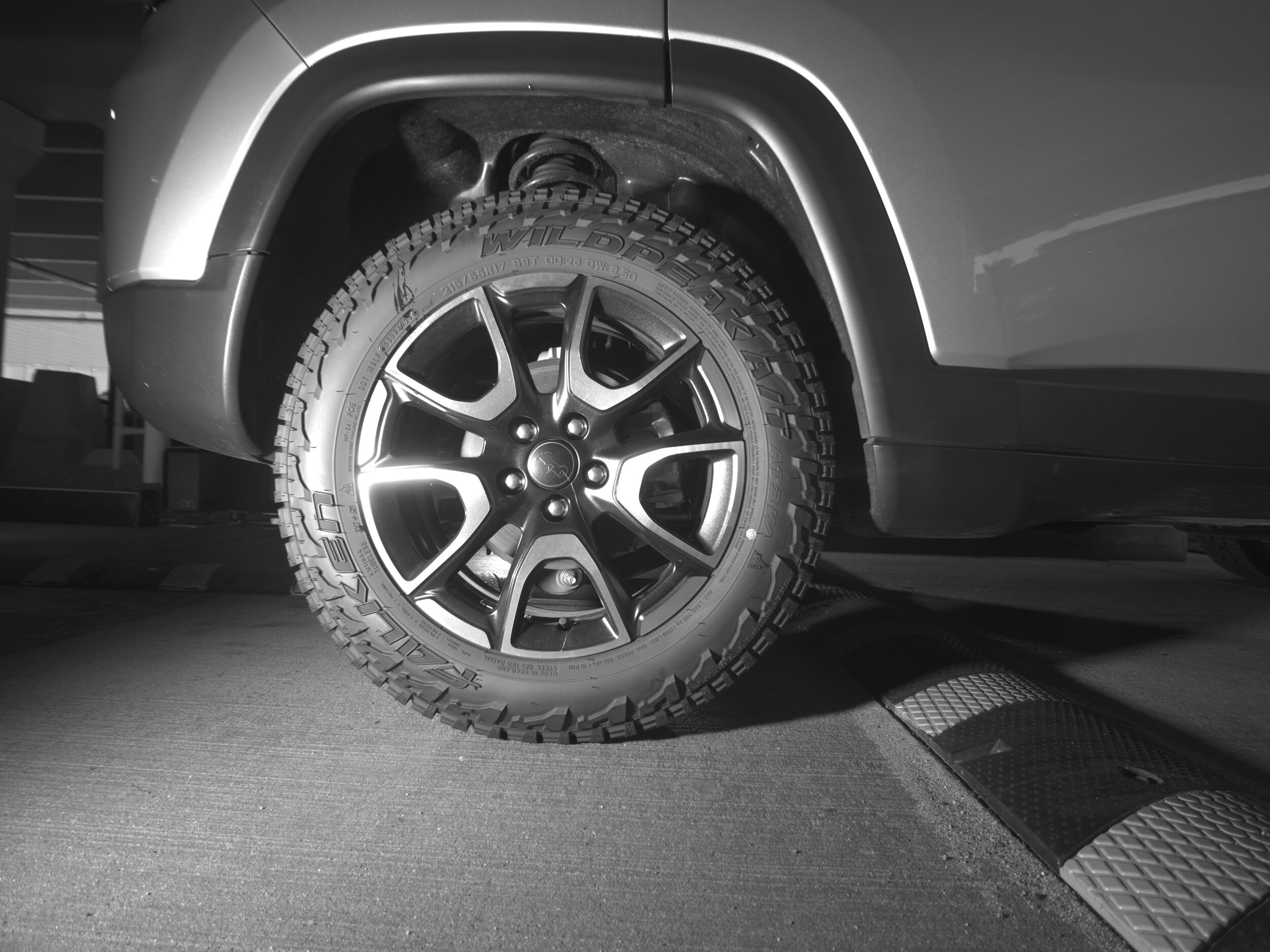 Thumbnail: 2025 Jeep Compass - 15